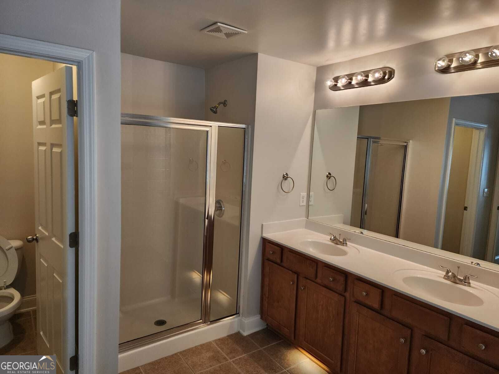 465 Roland Manor Drive Property Photo 15