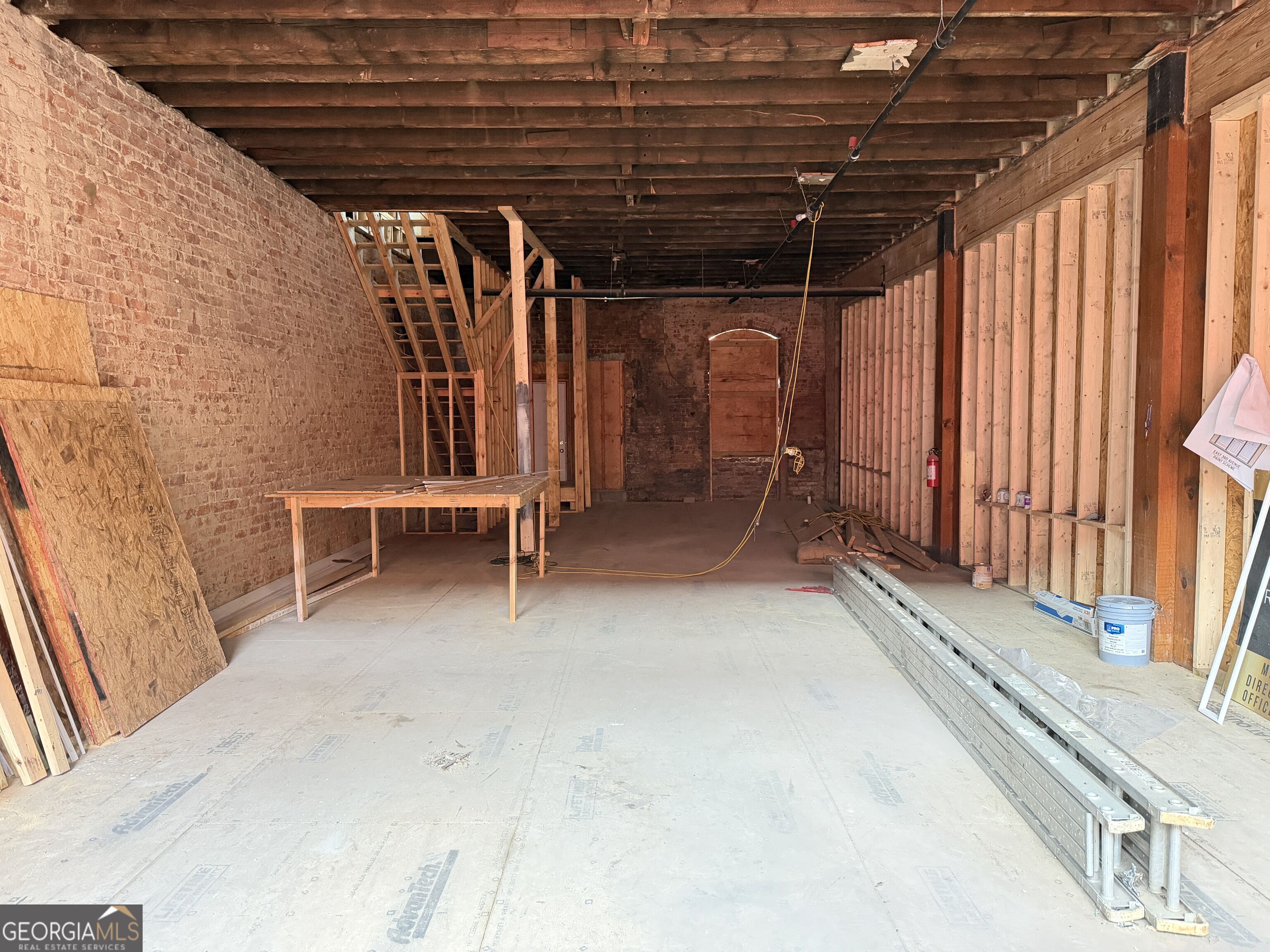 12 E 3 Rd Avenue Property Photo 2