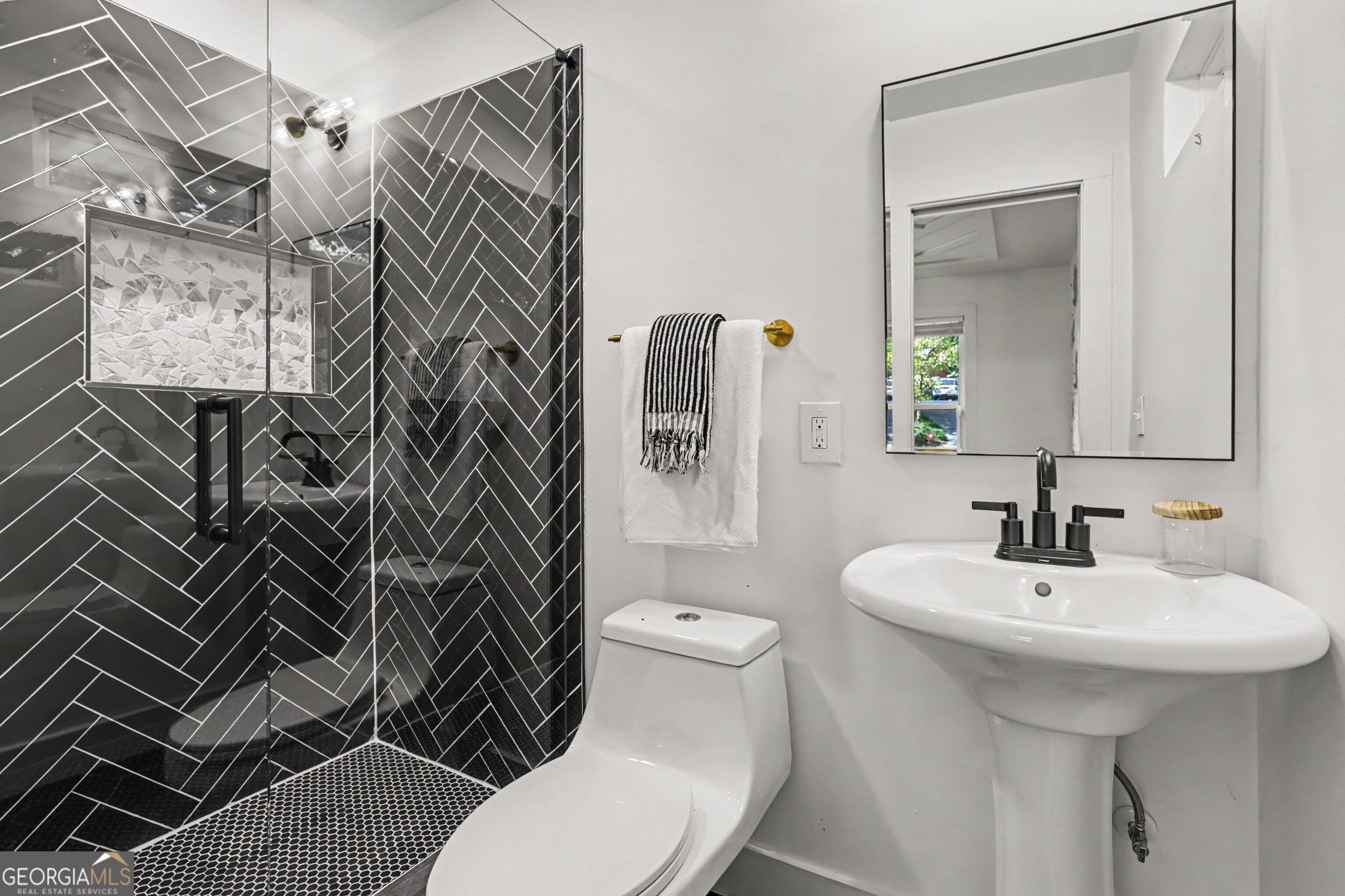 2596 Shetland Drive Property Photo 26