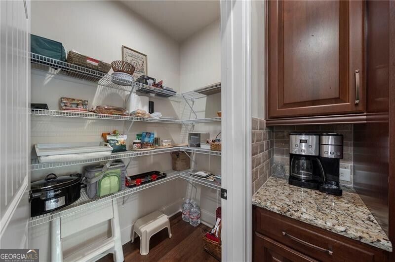 119 Clover Way Property Photo 13