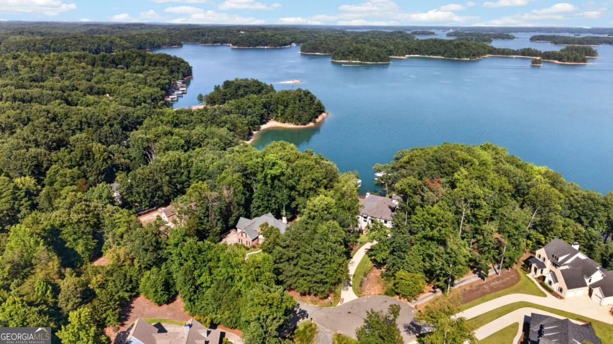 7595 Breeze Bay Road Property Photo 1