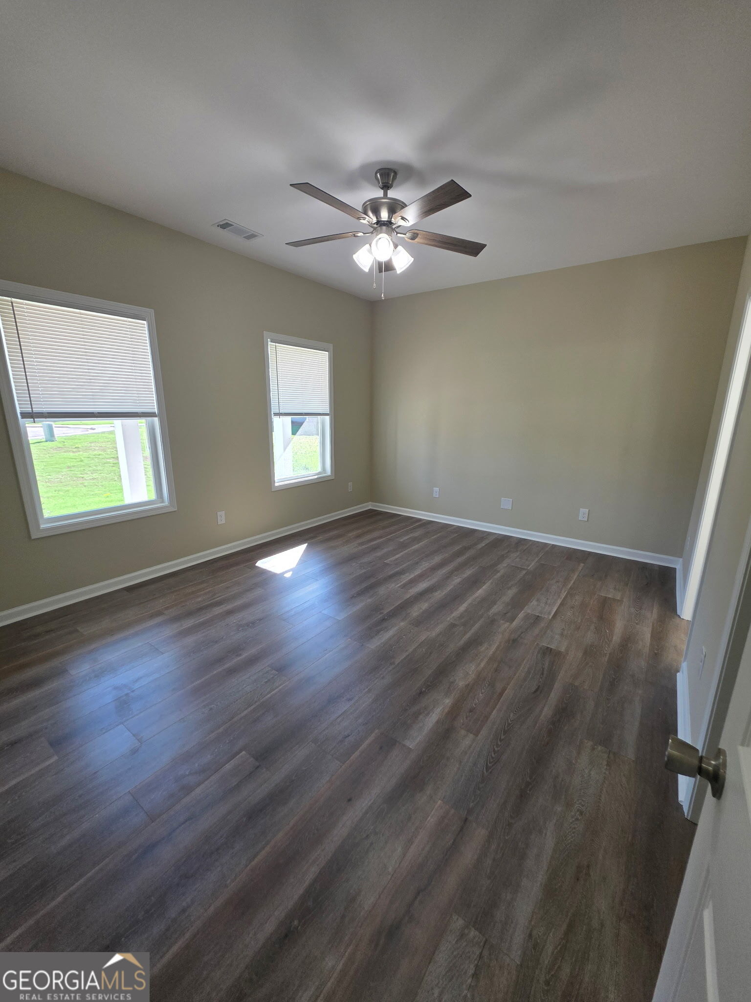 165 Charlotte Drive Property Photo 6