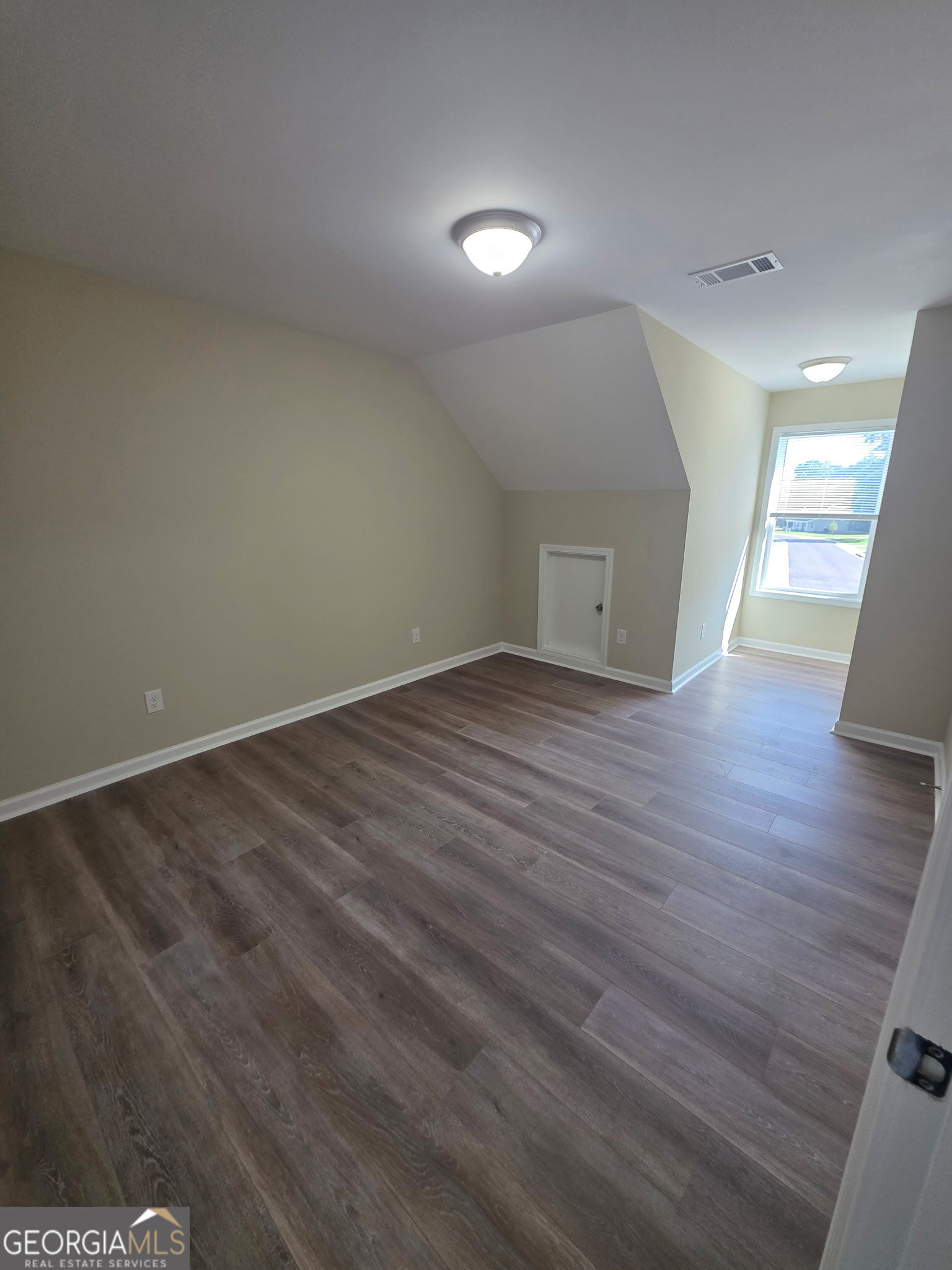 165 Charlotte Drive Property Photo 12