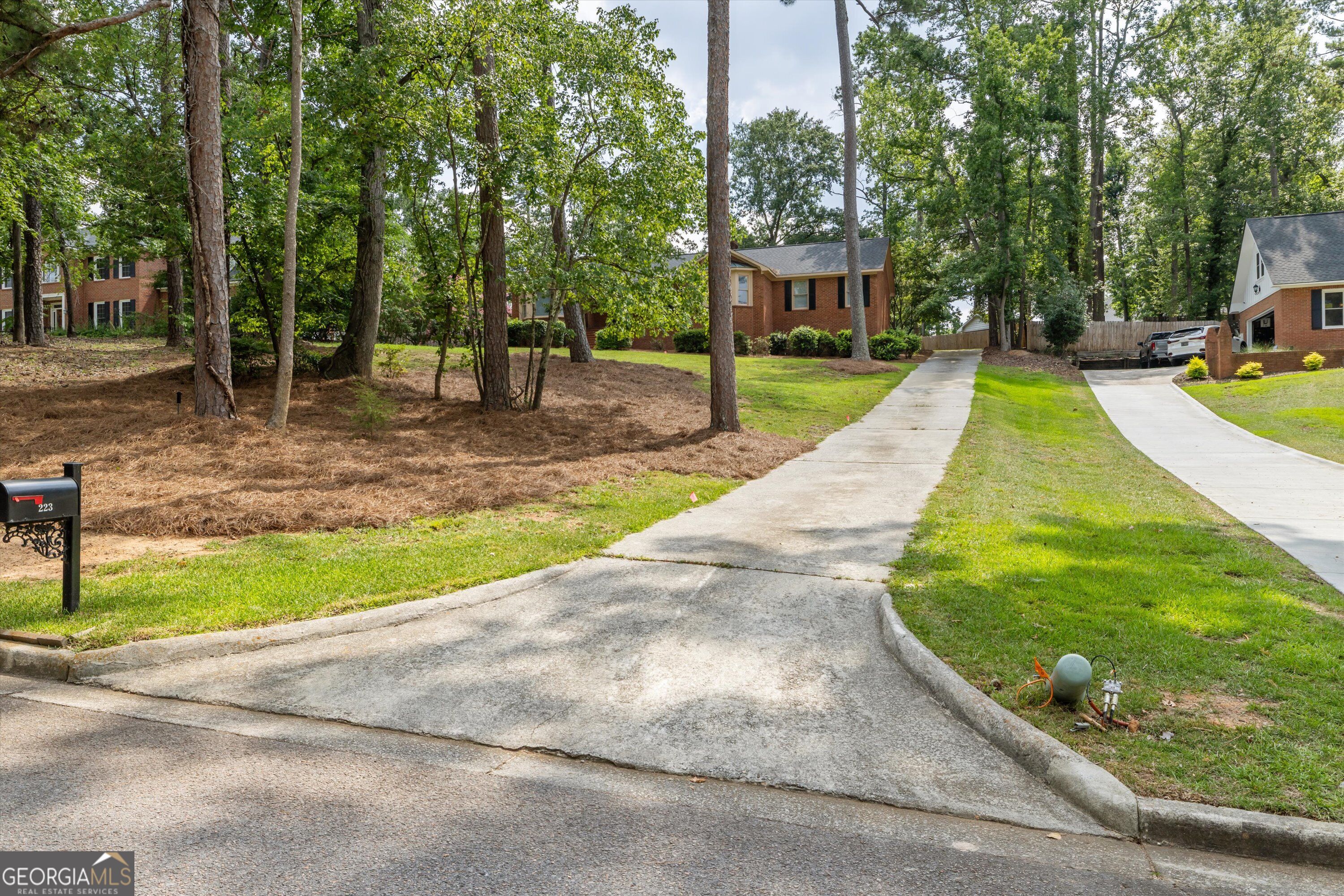 223 Old Mill Road Property Photo 5