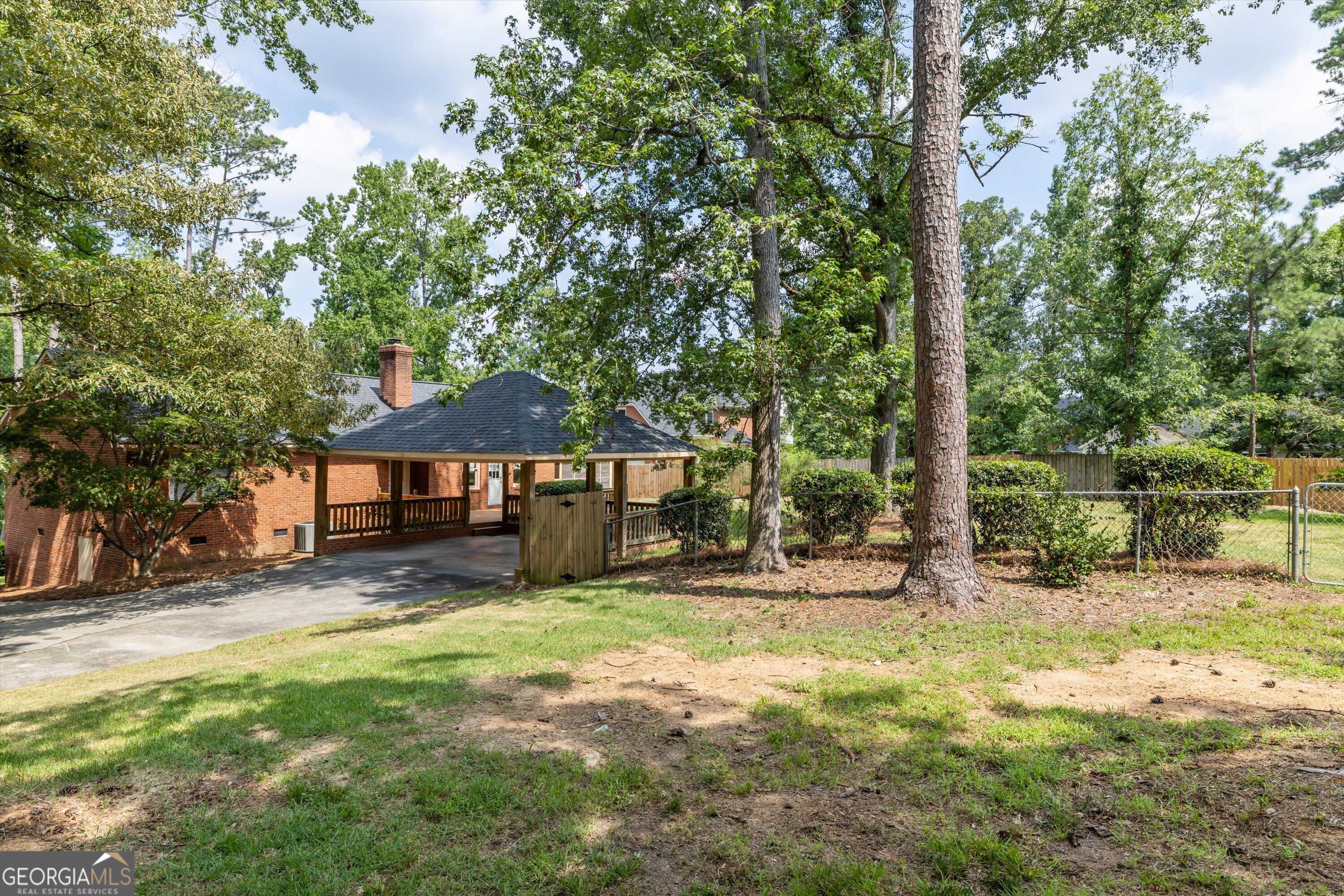 223 Old Mill Road Property Photo 32