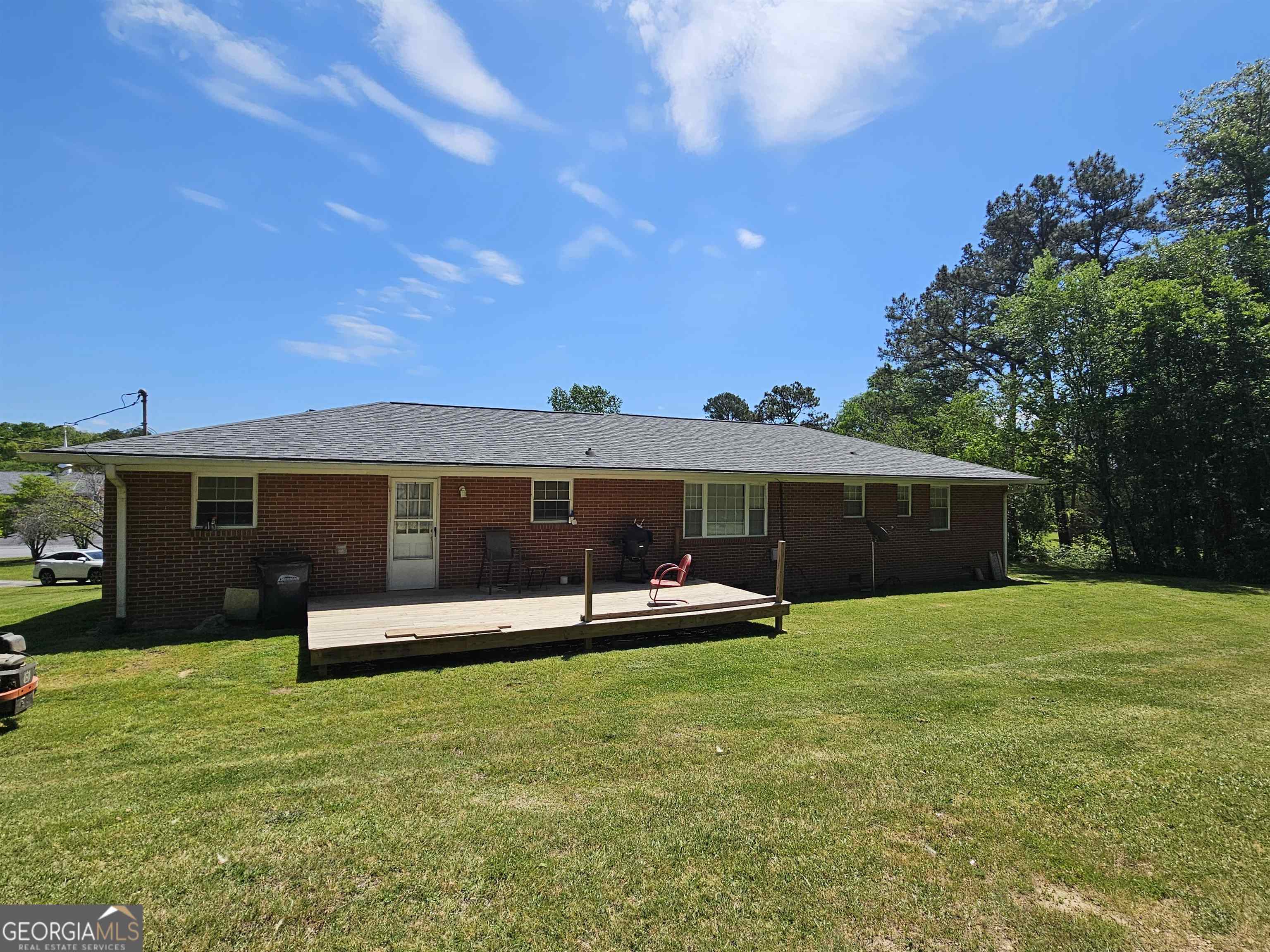 2330 N Bellview Road Property Photo 2