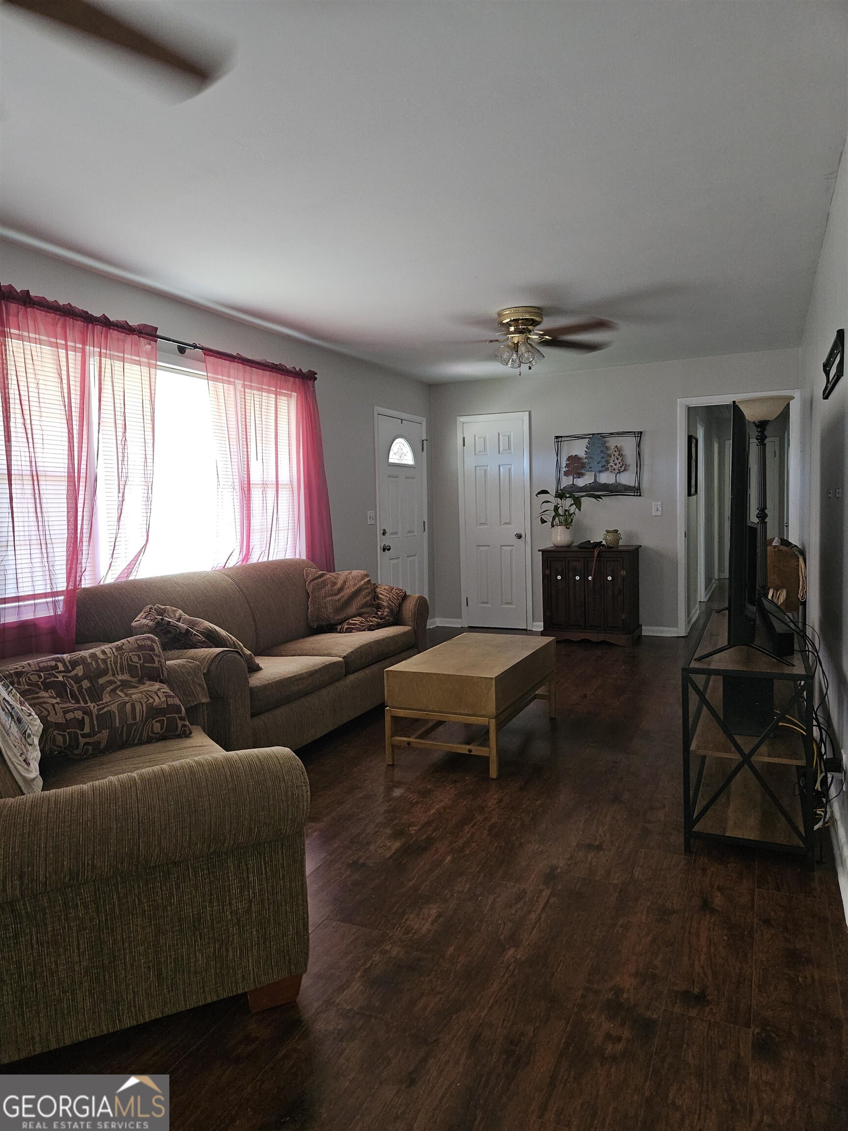 2330 N Bellview Road Property Photo 8