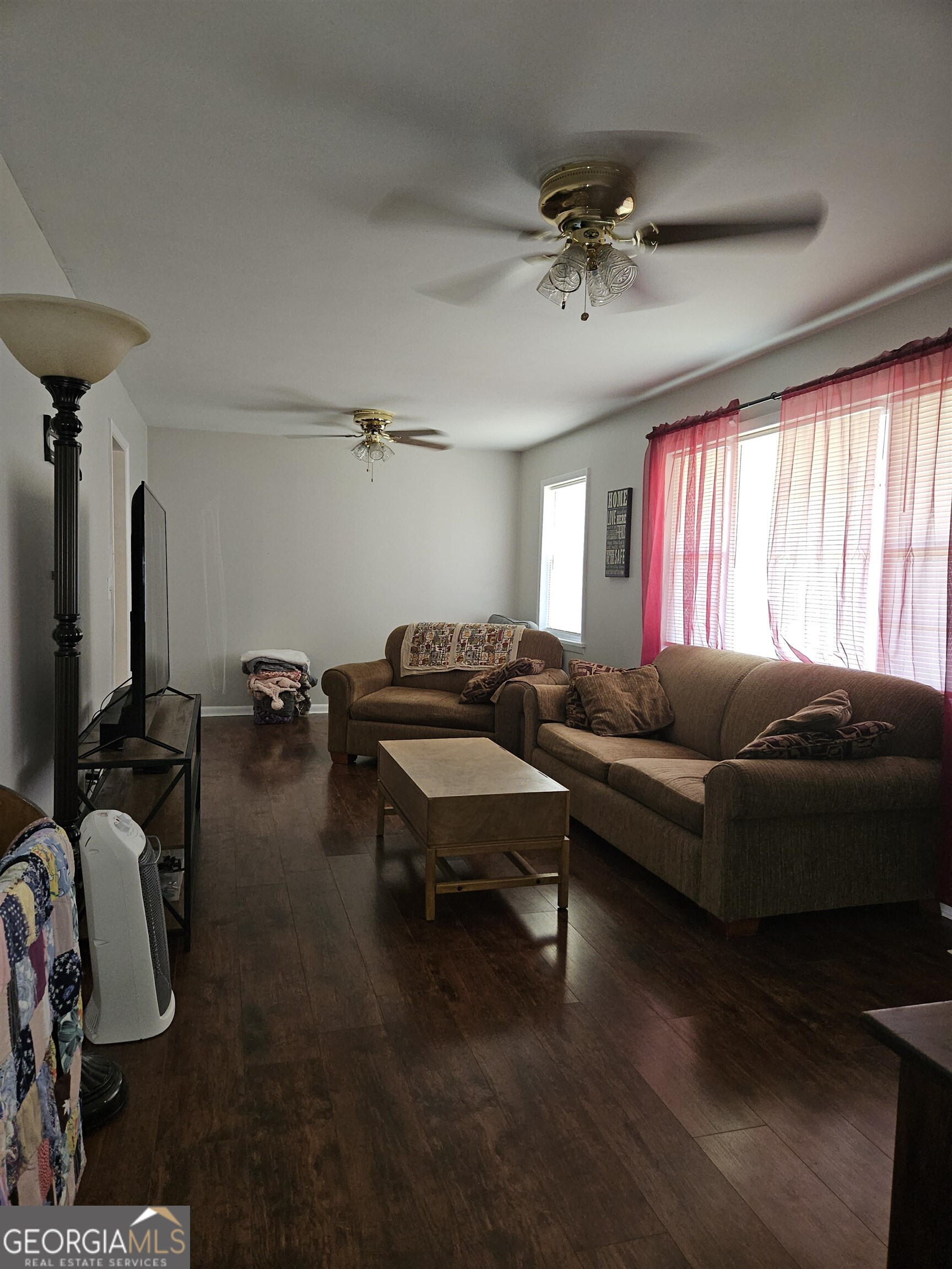 2330 N Bellview Road Property Photo 9