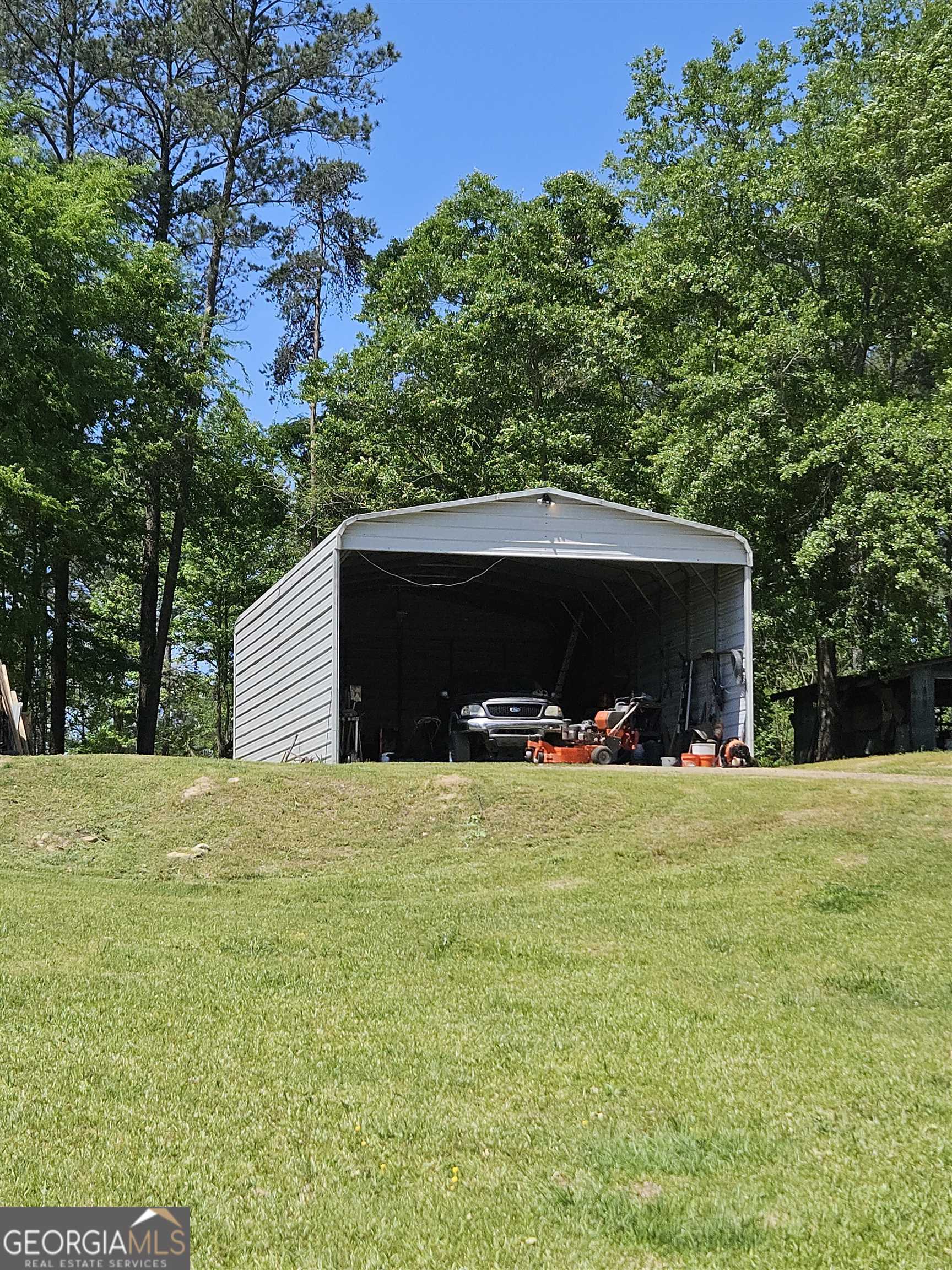 2330 N Bellview Road Property Photo 19