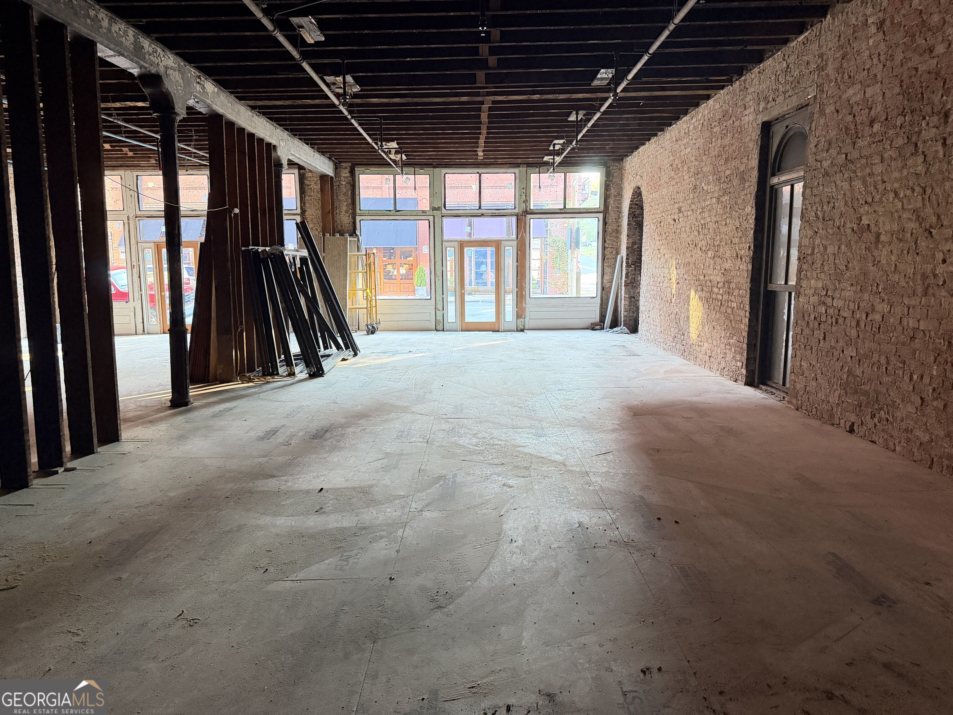 16 E 3 Rd Avenue Property Photo 2