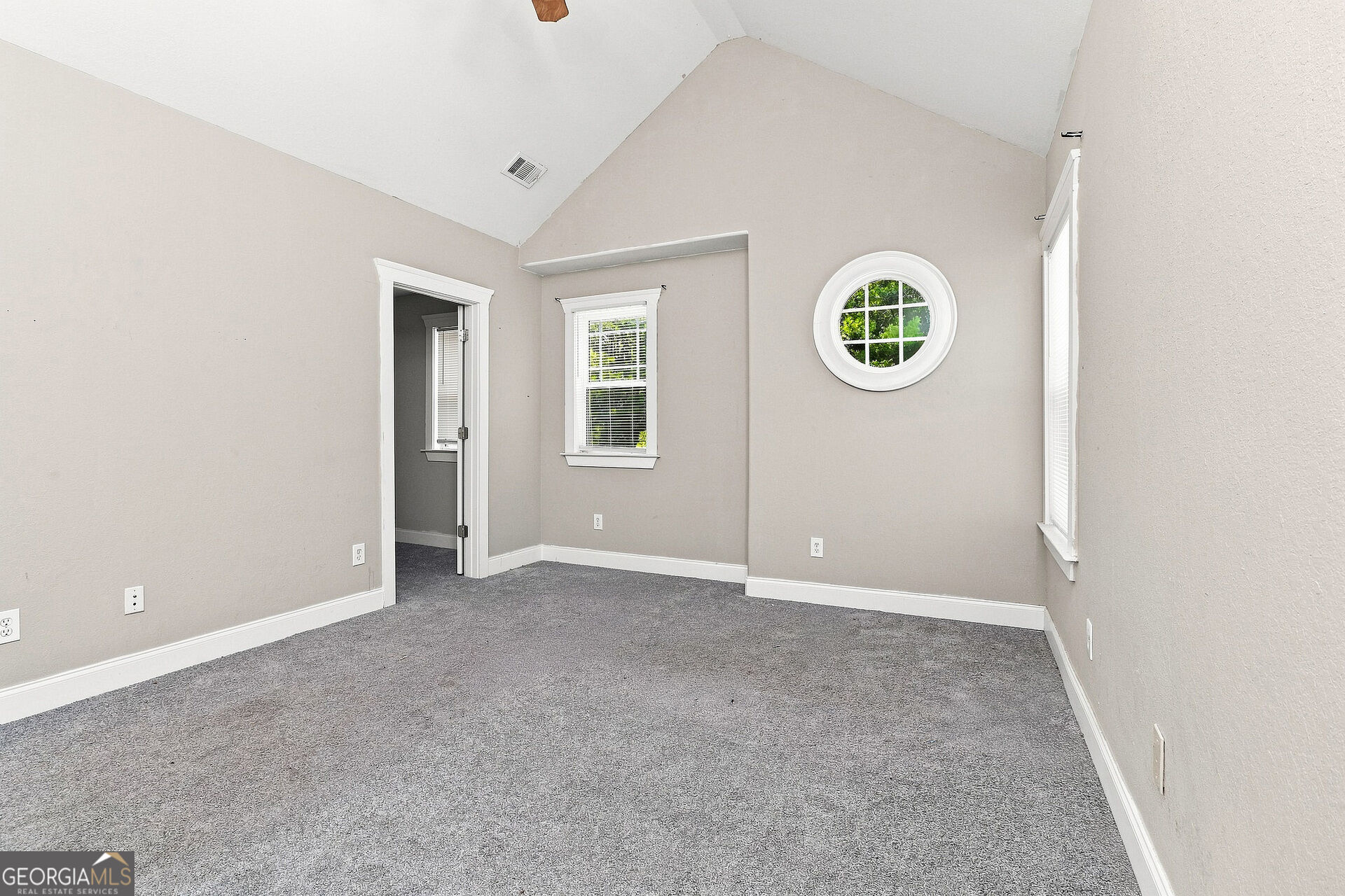 114 Parkway Drive Property Photo 12