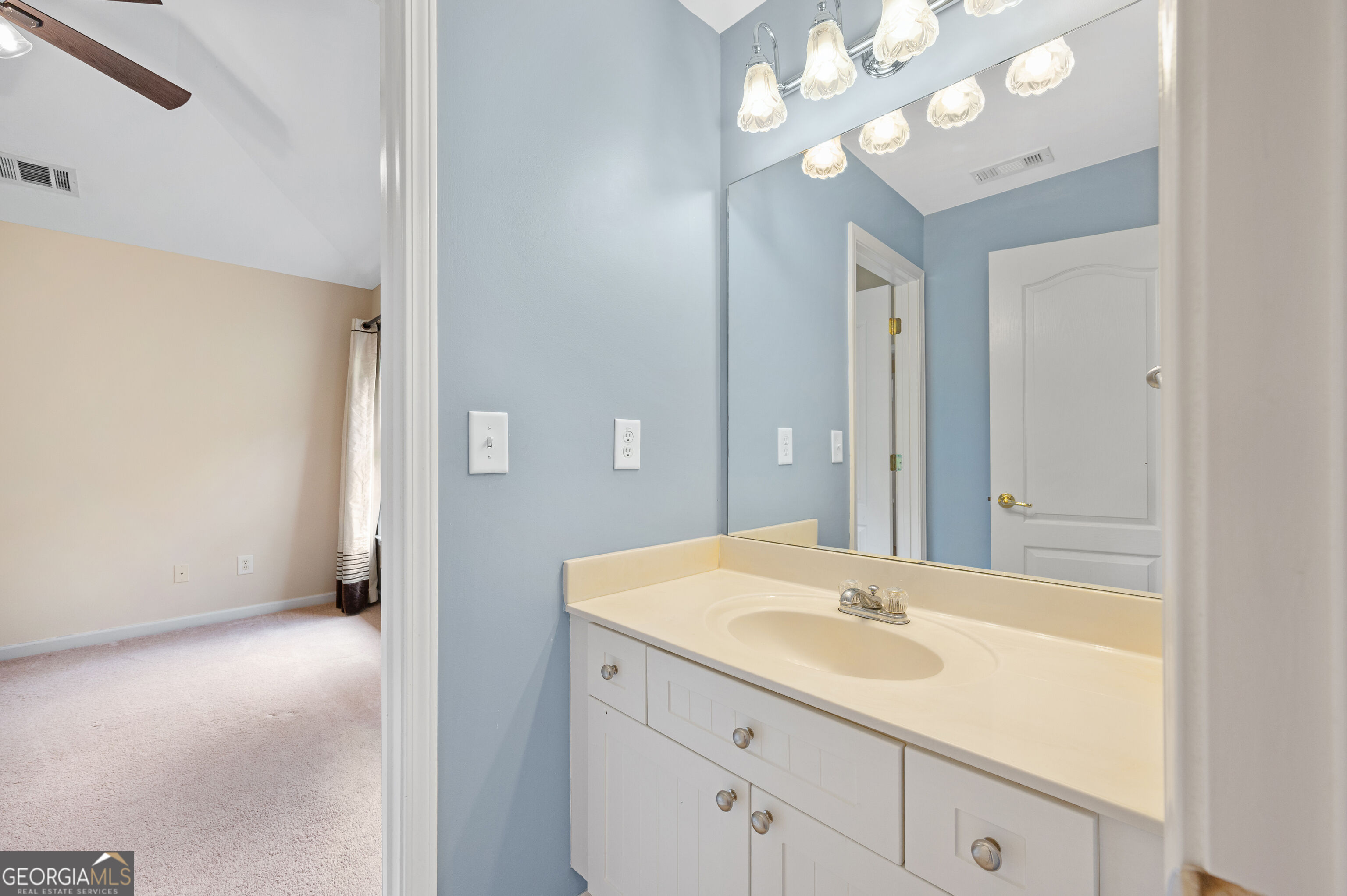 562 Vinings Springs Drive Se Property Photo 40