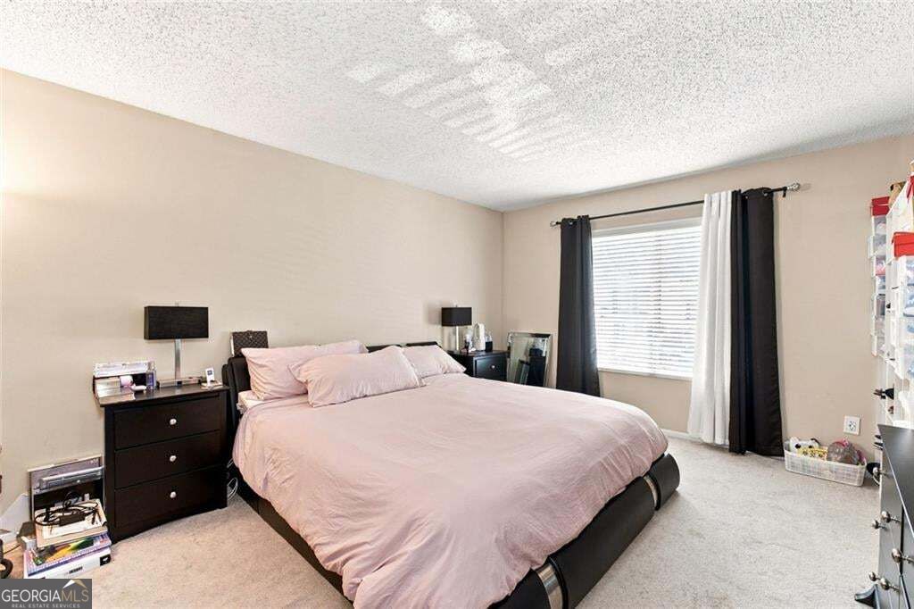 27 Little Silver Court Se Property Photo 18