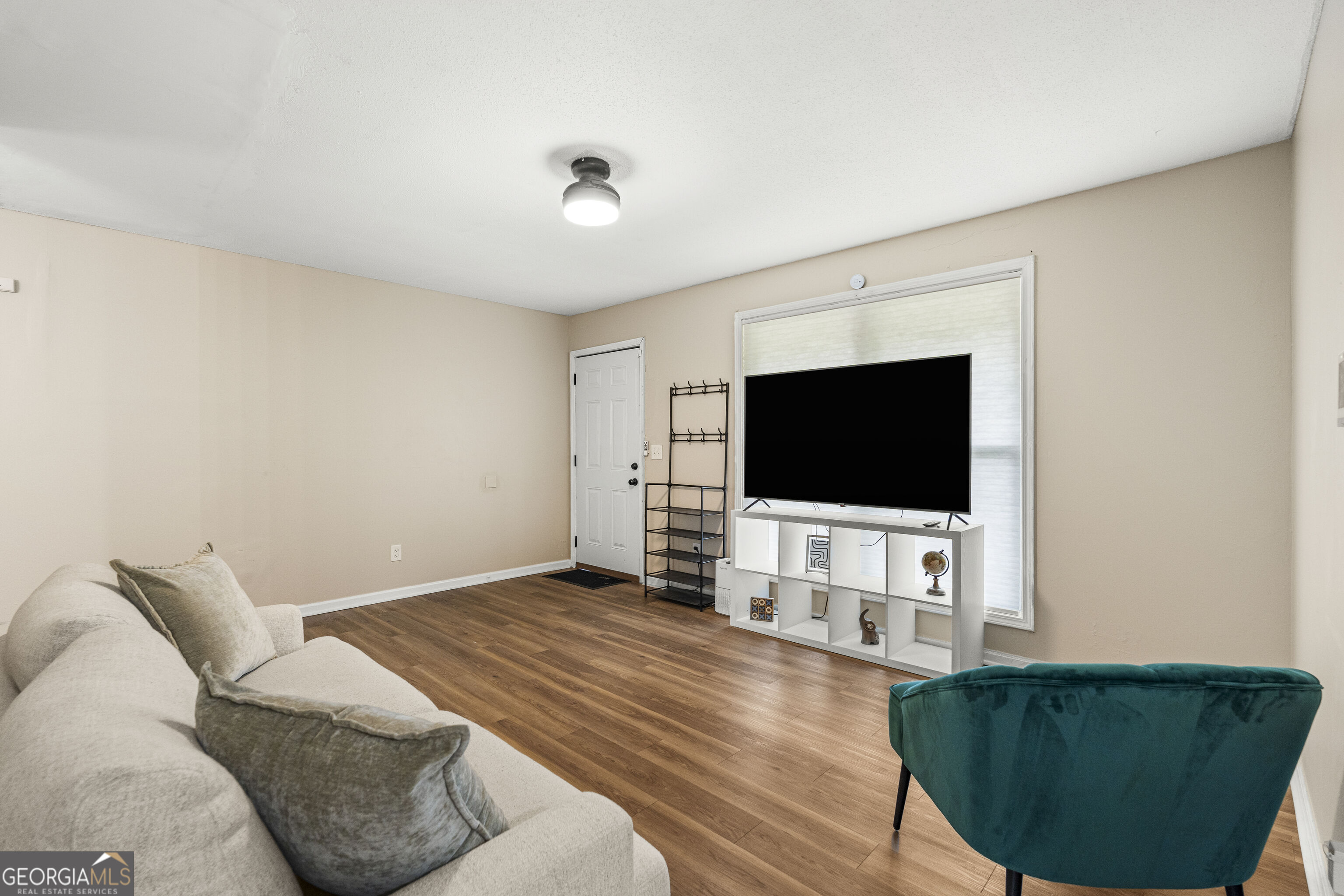 4930 Sentry Street Property Photo 8