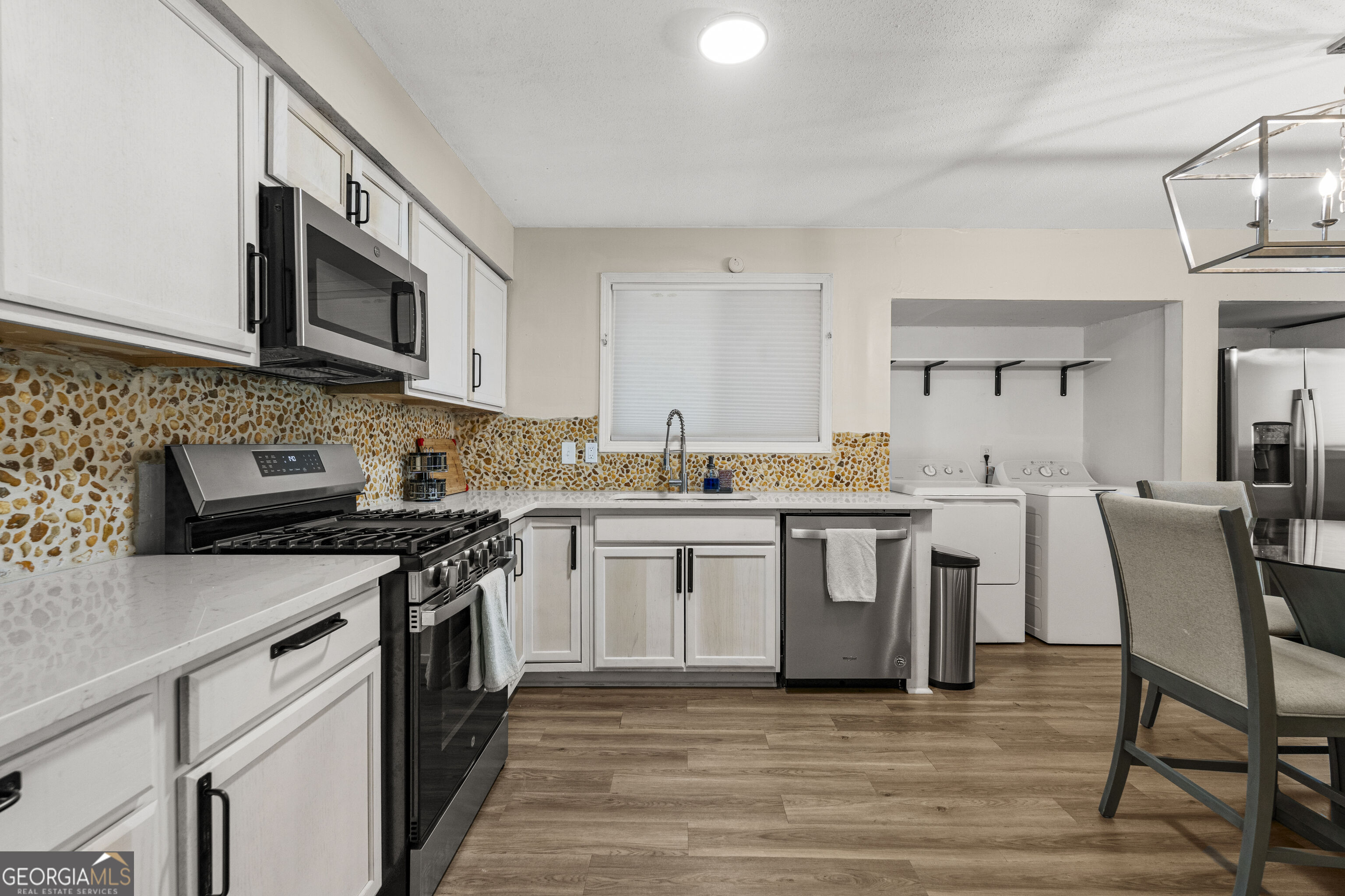 4930 Sentry Street Property Photo 12