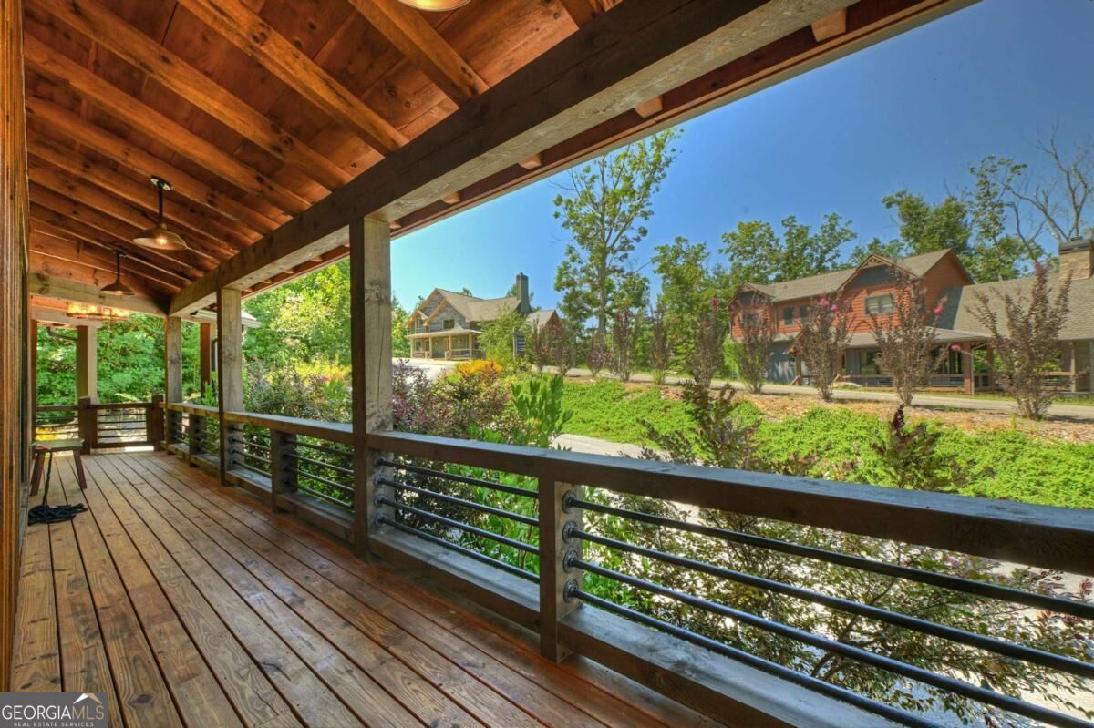 320 Amber Ridge Property Photo 17