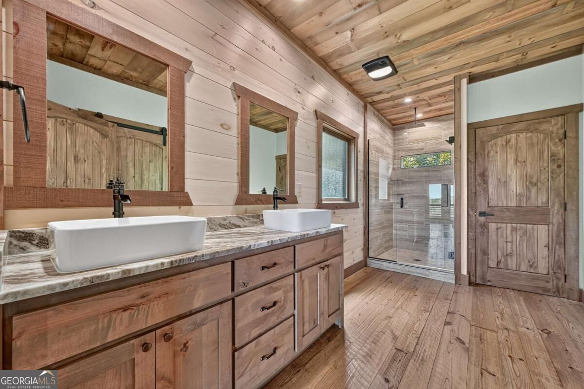 320 Amber Ridge Property Photo 26