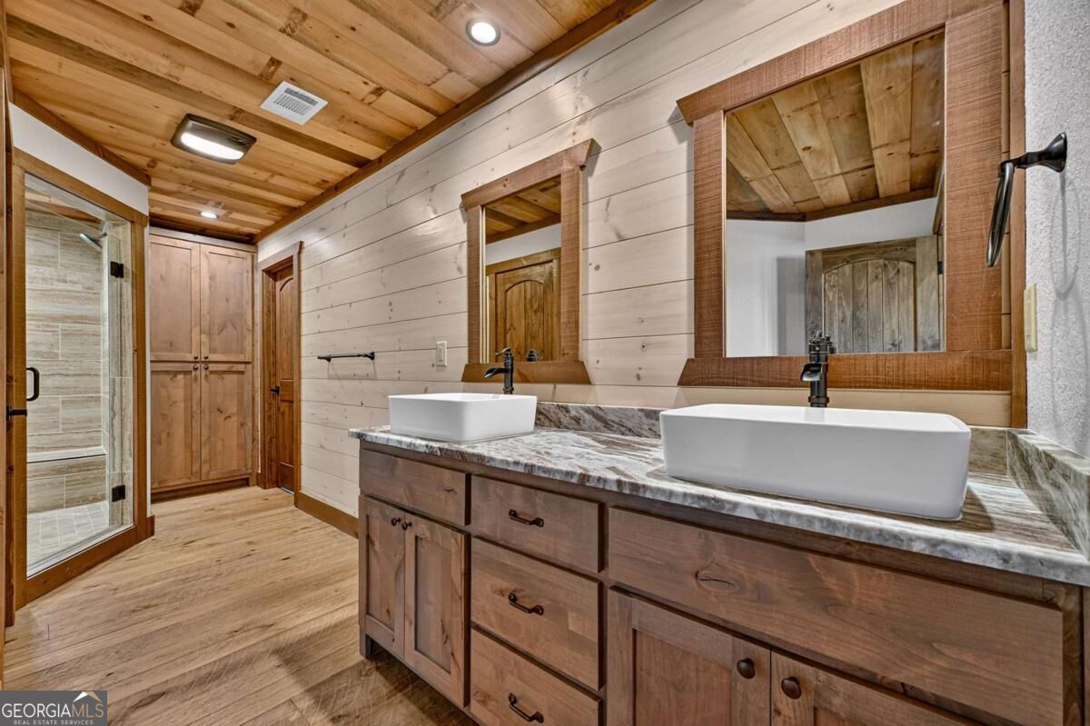 320 Amber Ridge Property Photo 34