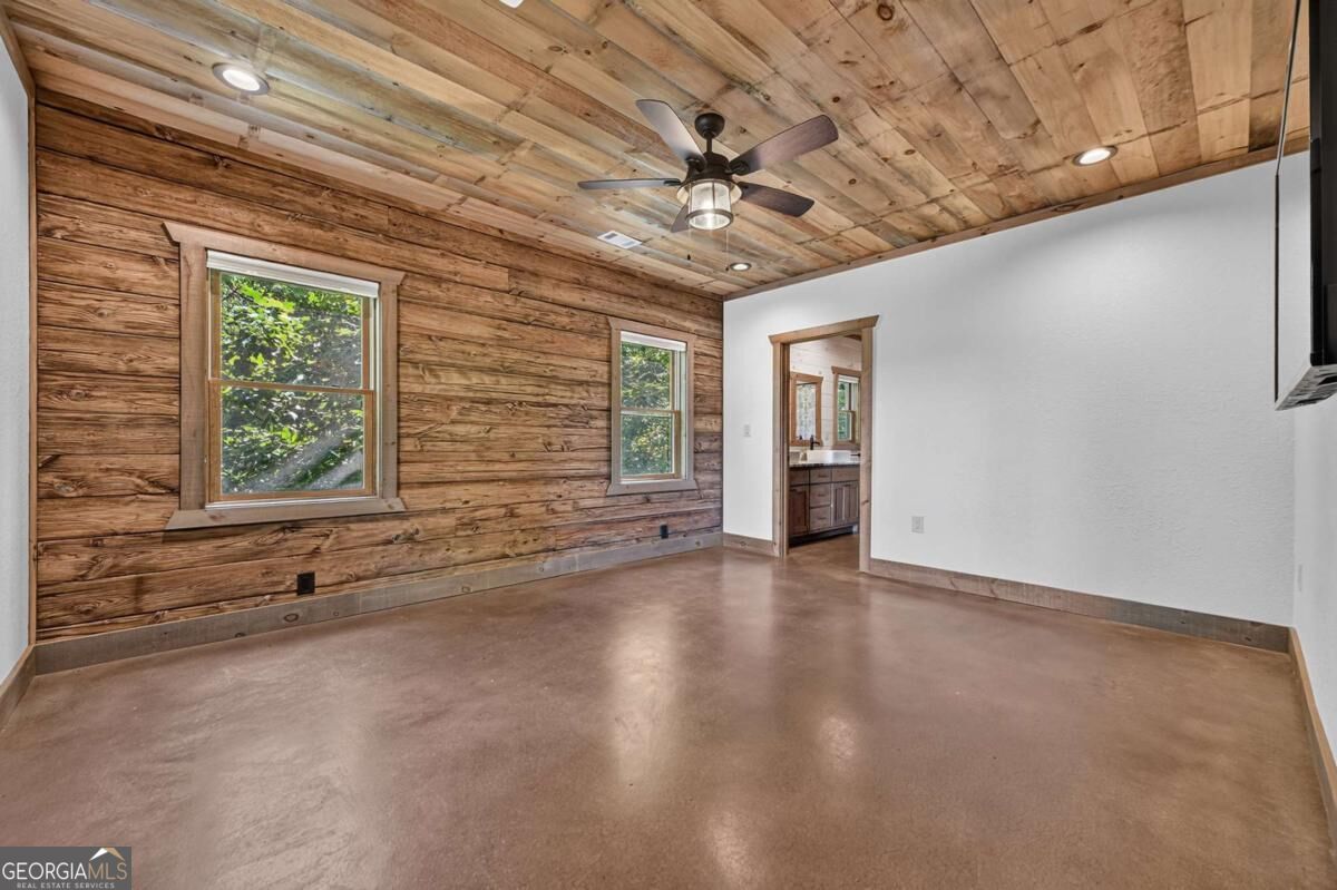 320 Amber Ridge Property Photo 43