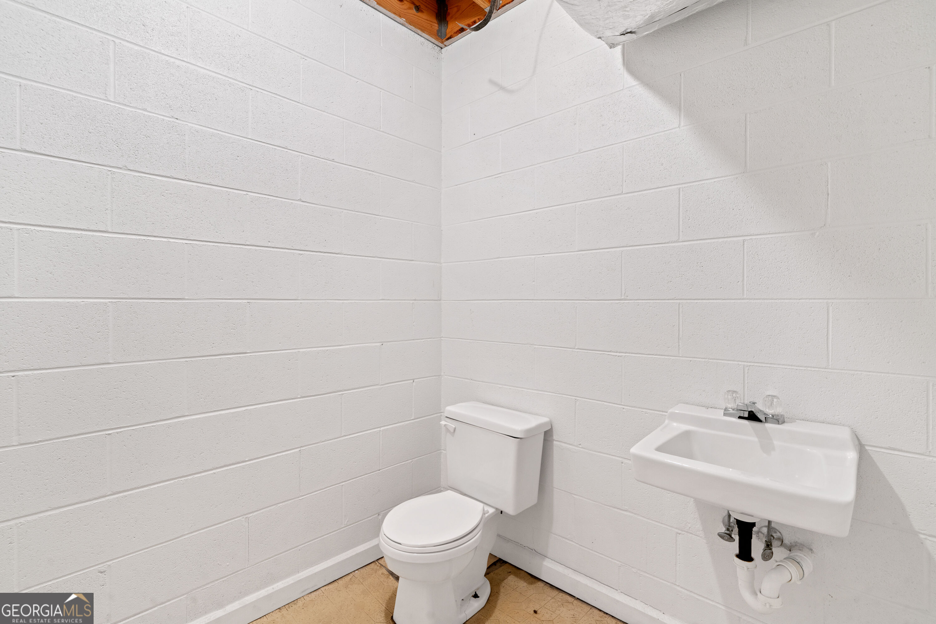 1159 Scotland Avenue Property Photo 20