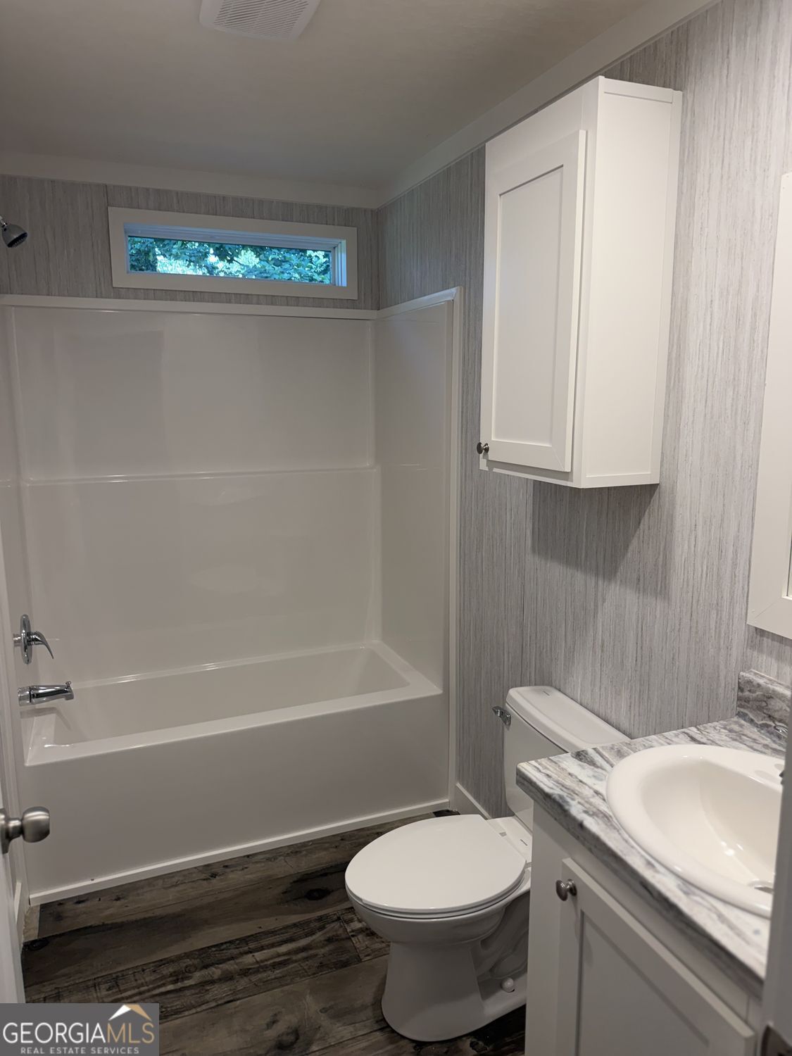 2364 Candler Road Property Photo 12