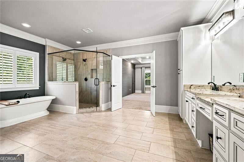 3814 Lamb Drive Property Photo 8