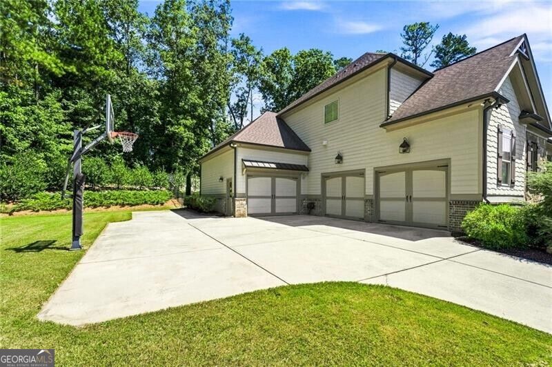 3814 Lamb Drive Property Photo 11