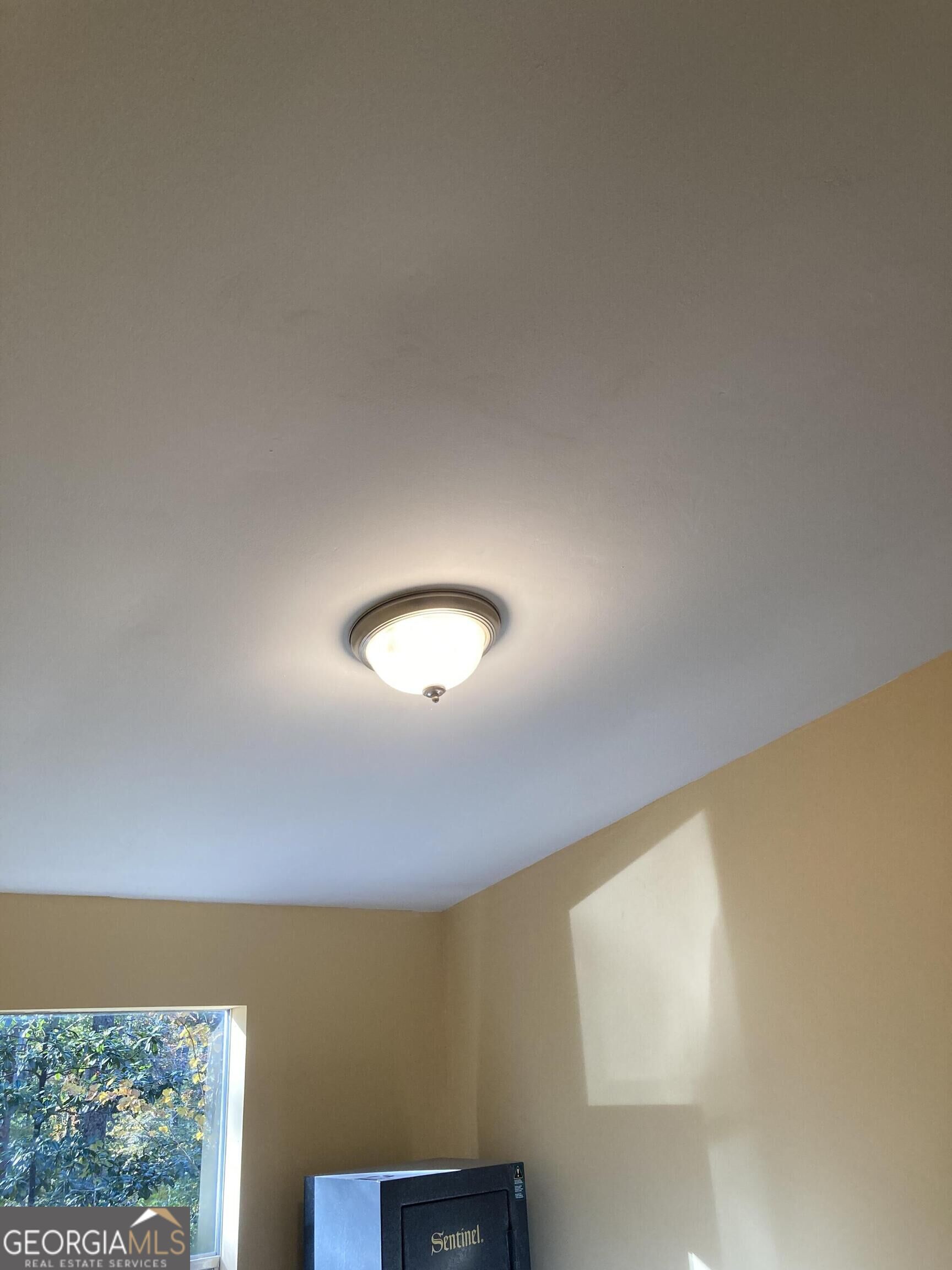 84 River Point Road Property Photo 16