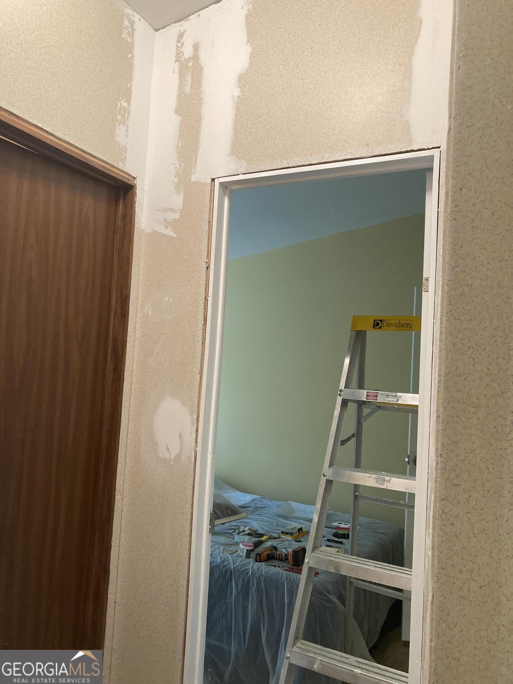 84 River Point Road Property Photo 18