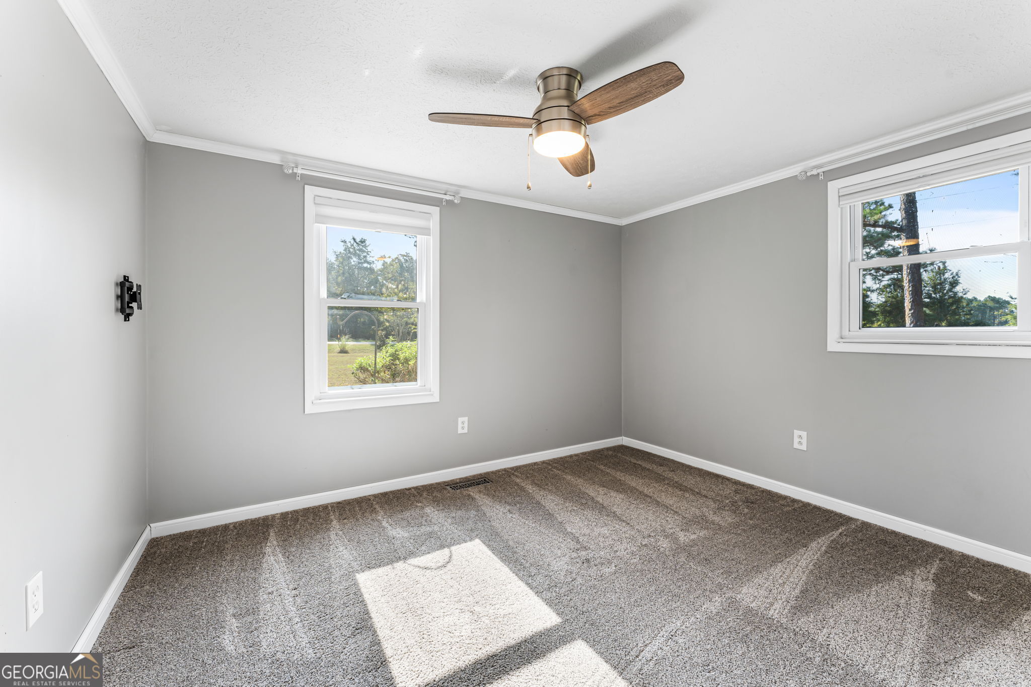5605 N Highway 33 Property Photo 22