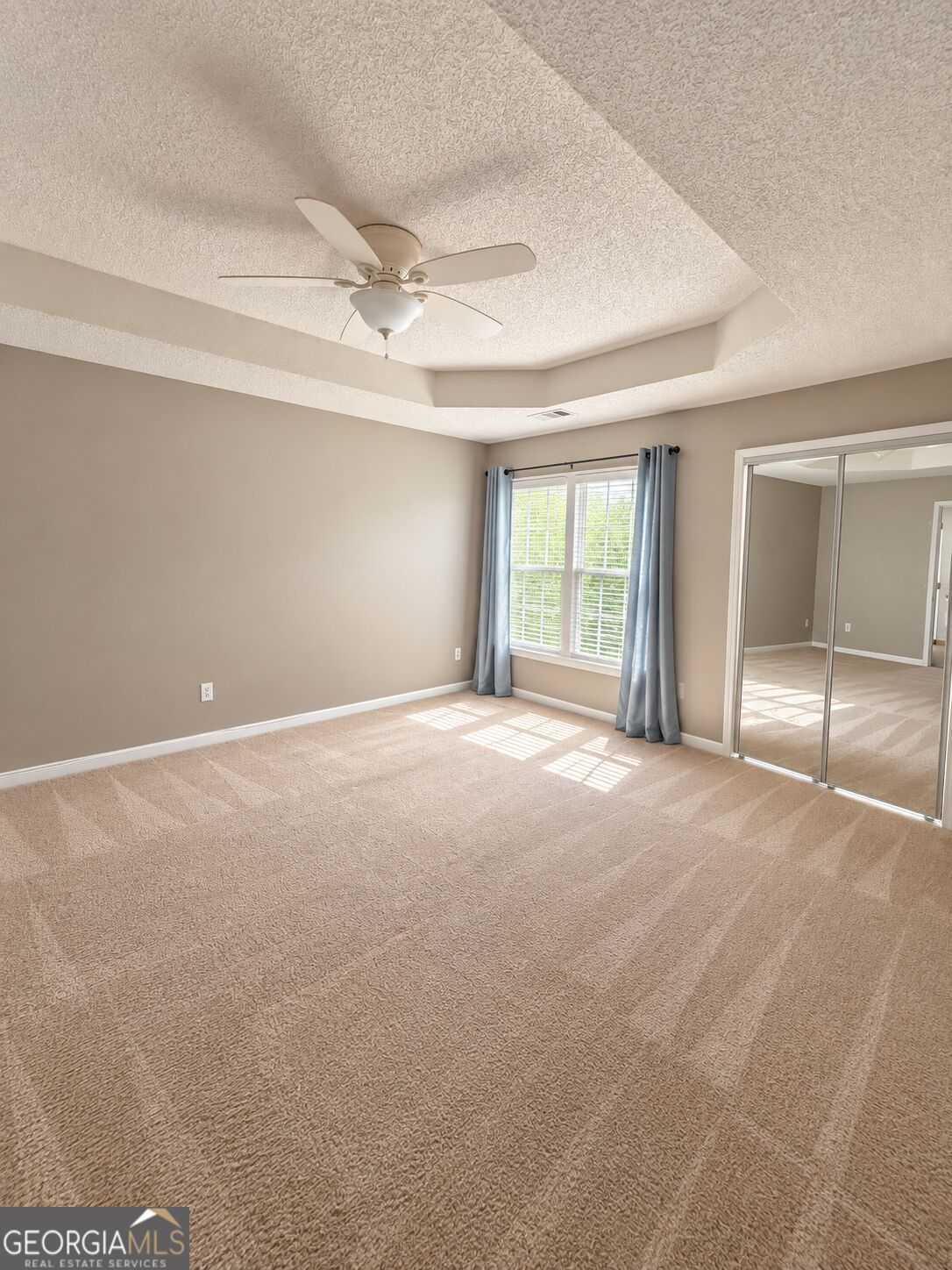 5445 Hilltop Pass Property Photo 11