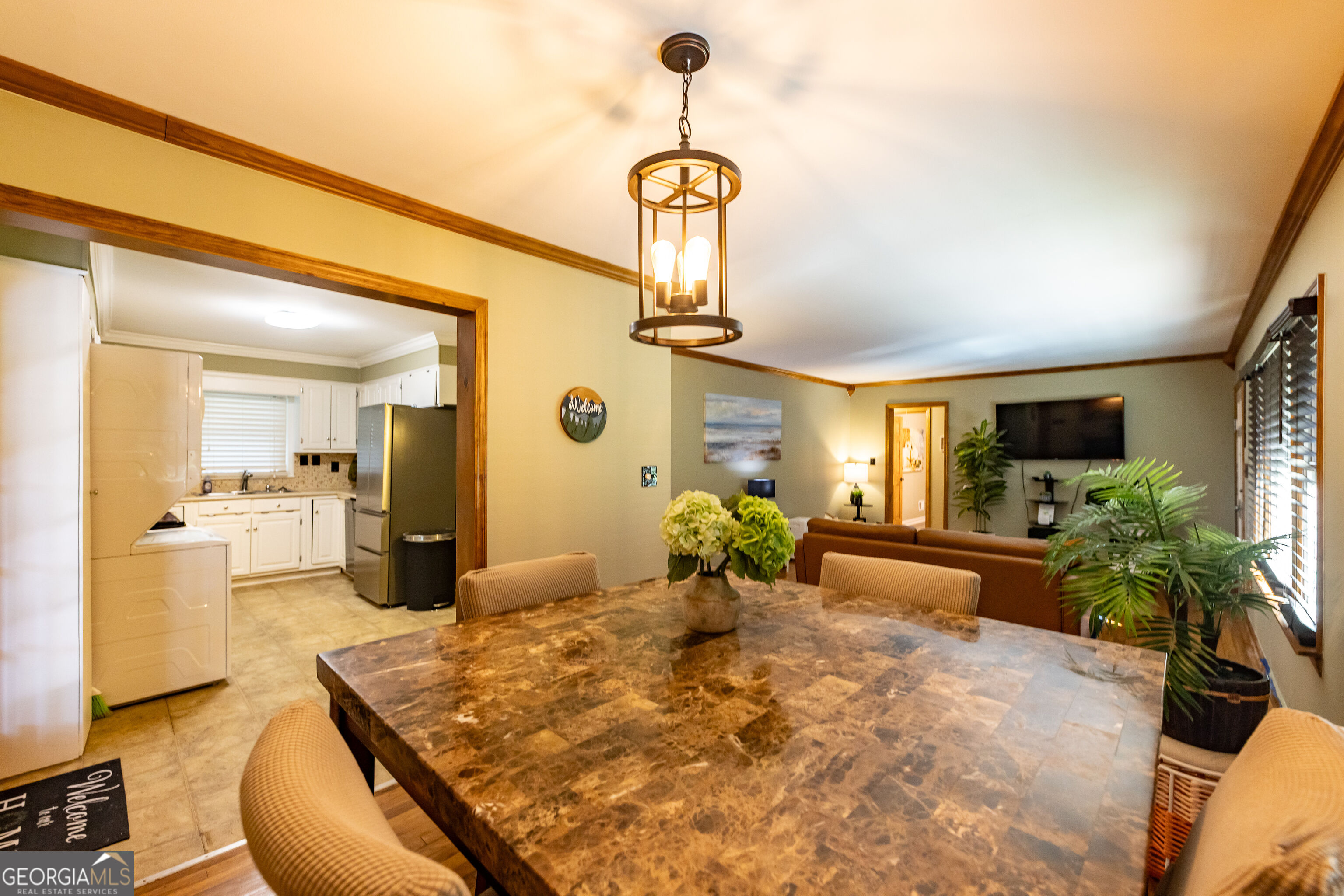 202 Forrest Avenue Property Photo 8
