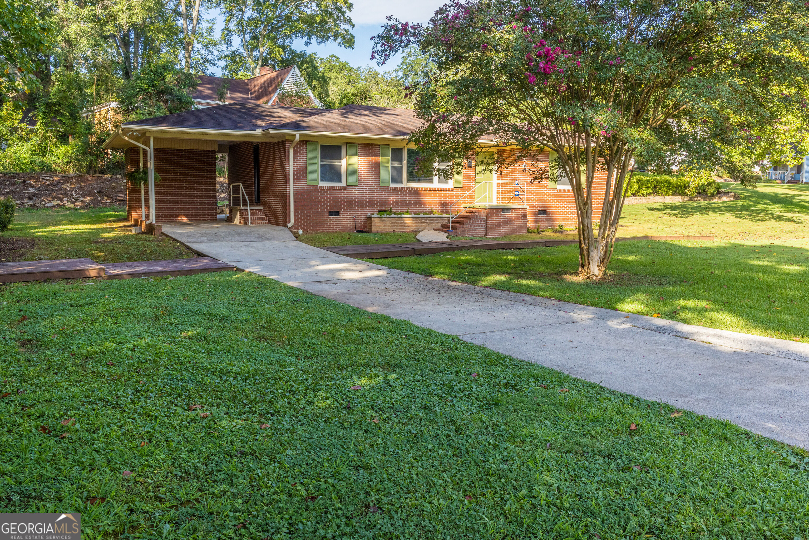 202 Forrest Avenue Property Photo 24