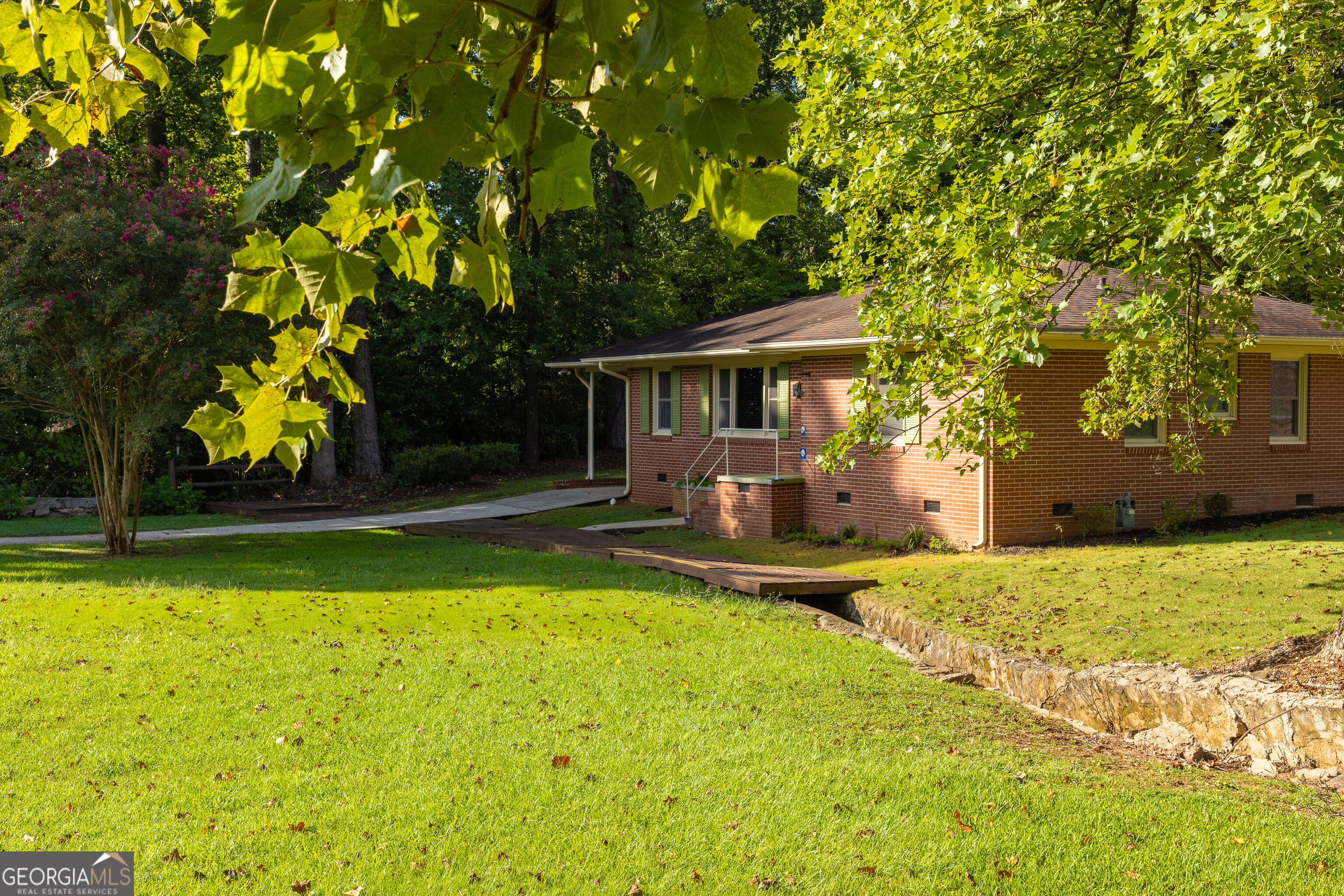202 Forrest Avenue Property Photo 35