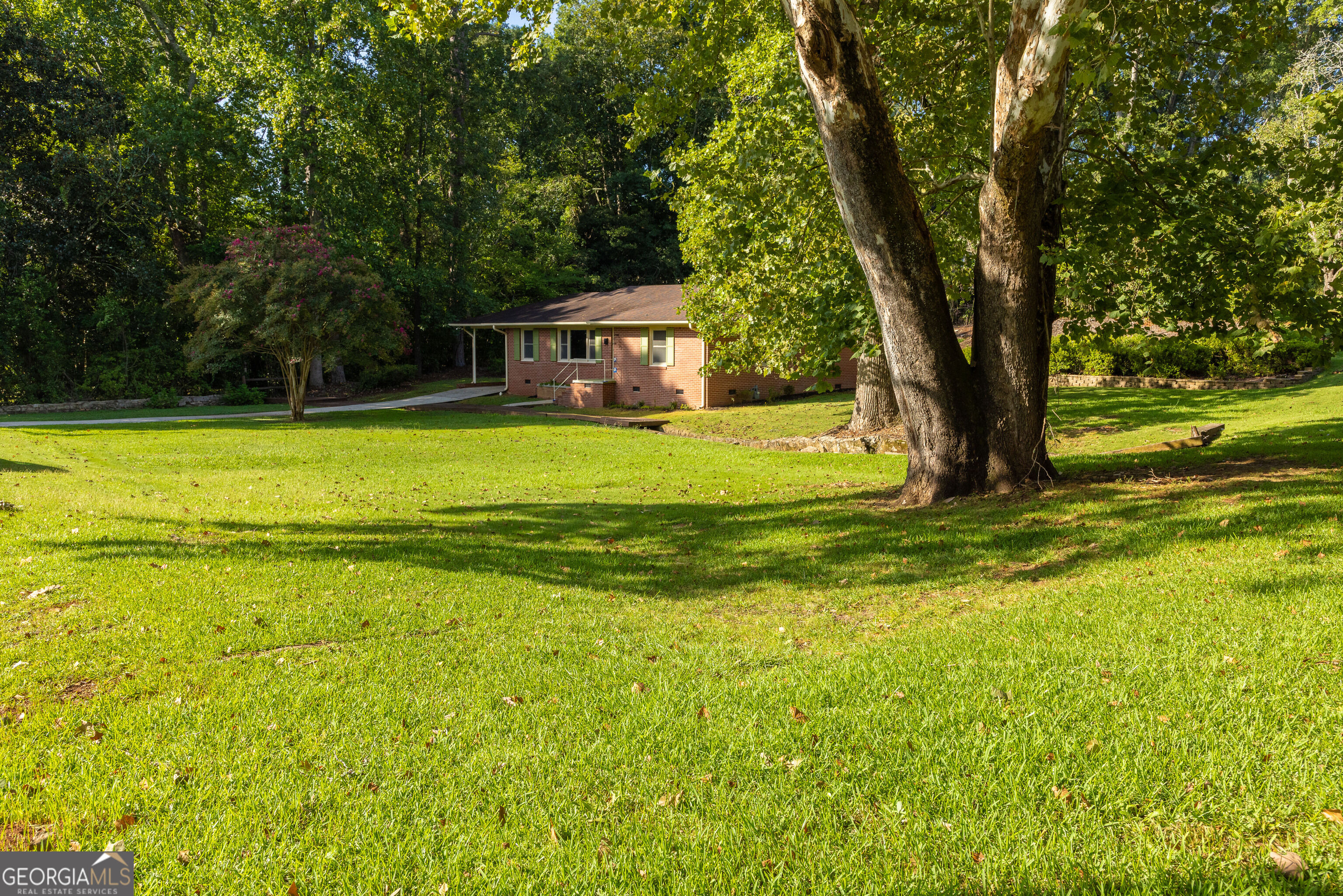 202 Forrest Avenue Property Photo 36