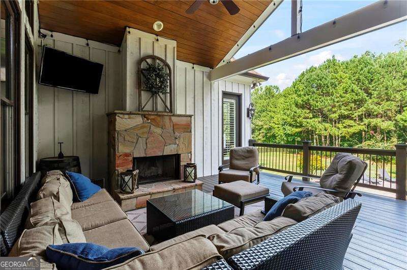 103 Townsend Pass Property Photo 56