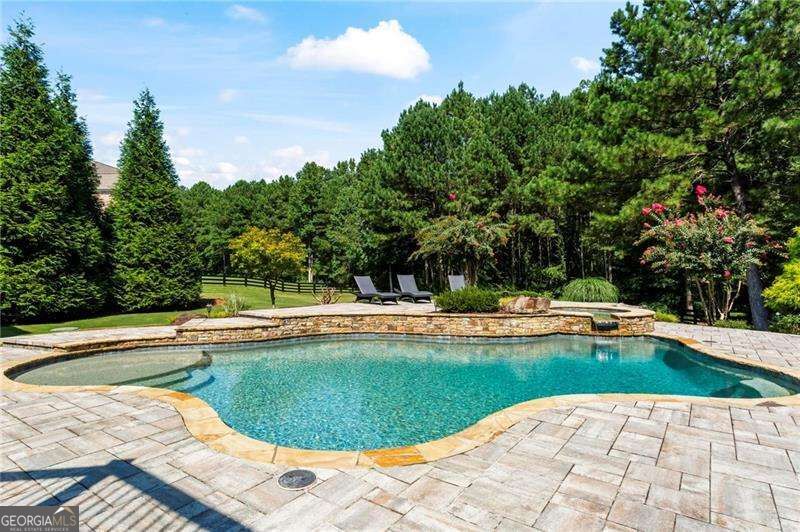 103 Townsend Pass Property Photo 64