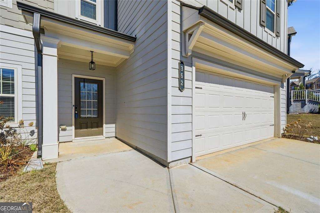 362 Auburn Crossing Drive Property Photo 1
