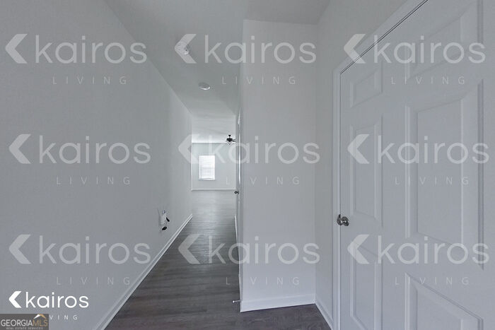 3474 Bridgewood Drive Property Photo 2