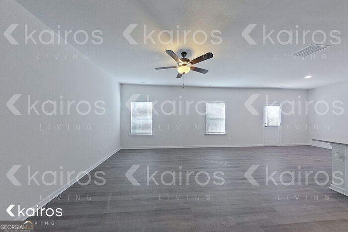 3474 Bridgewood Drive Property Photo 3