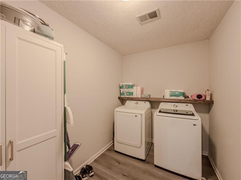 2990 Hampton Valley Drive Property Photo 28