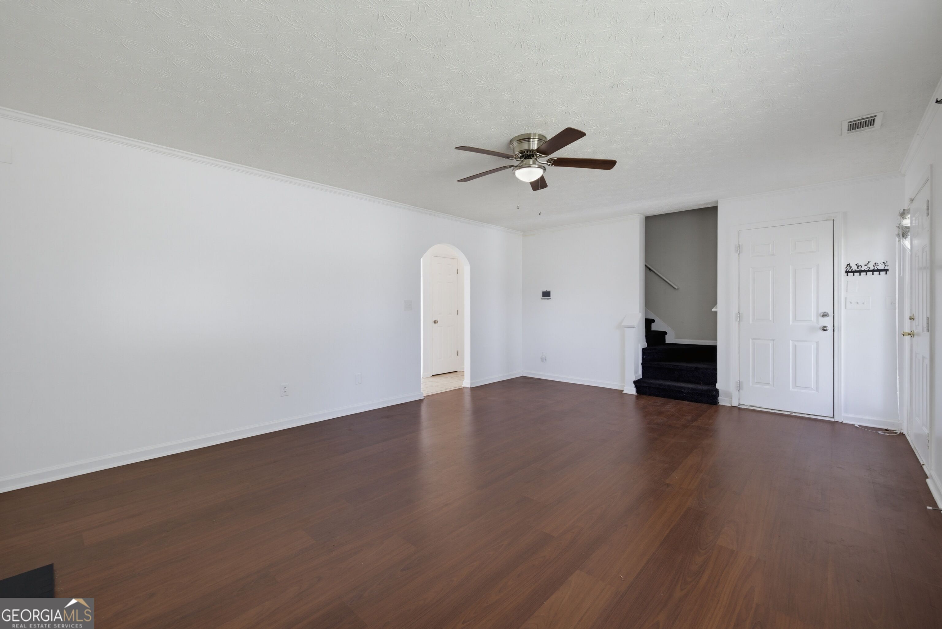 2545 Lake Royale Drive Property Photo 8