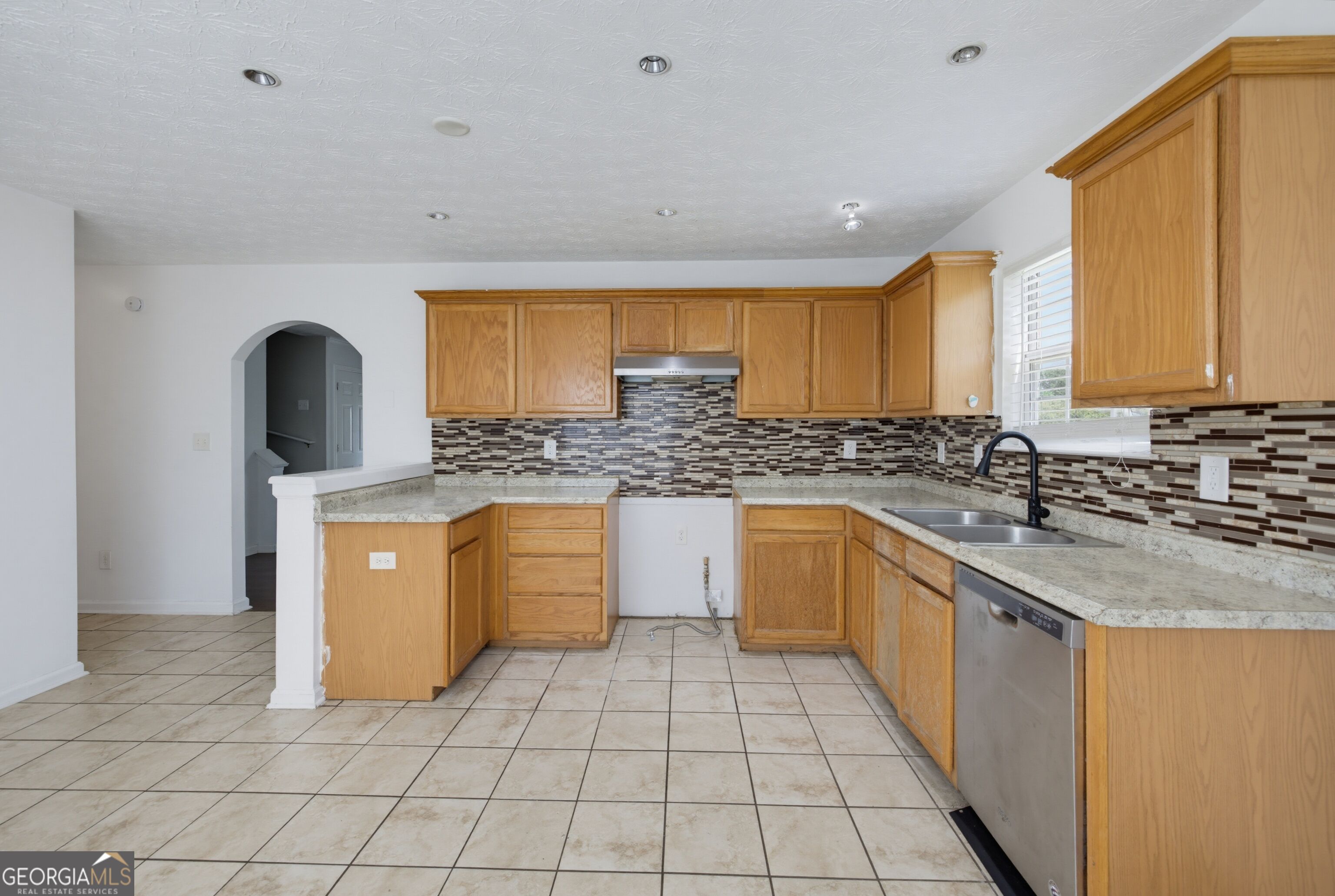 2545 Lake Royale Drive Property Photo 9