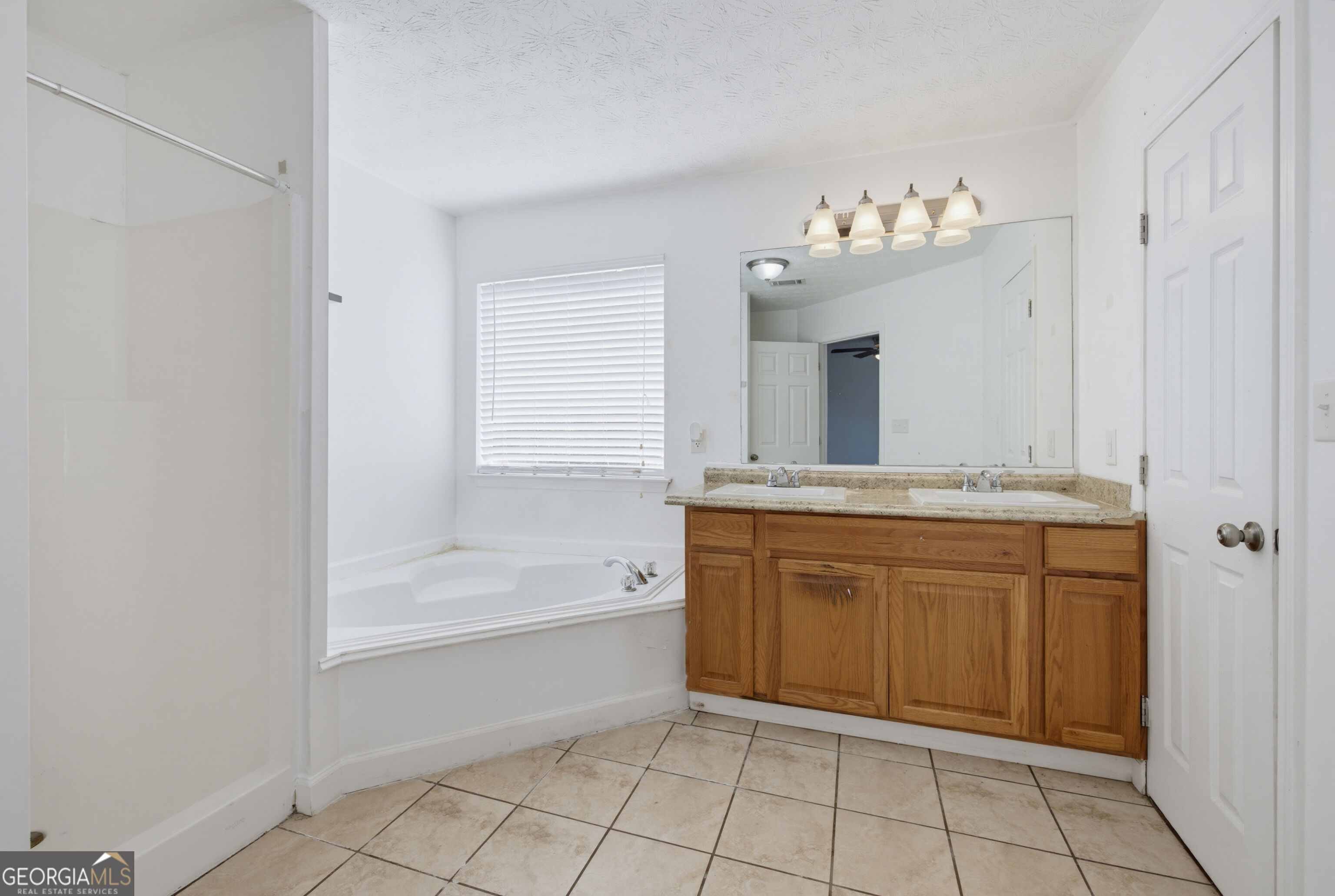 2545 Lake Royale Drive Property Photo 18