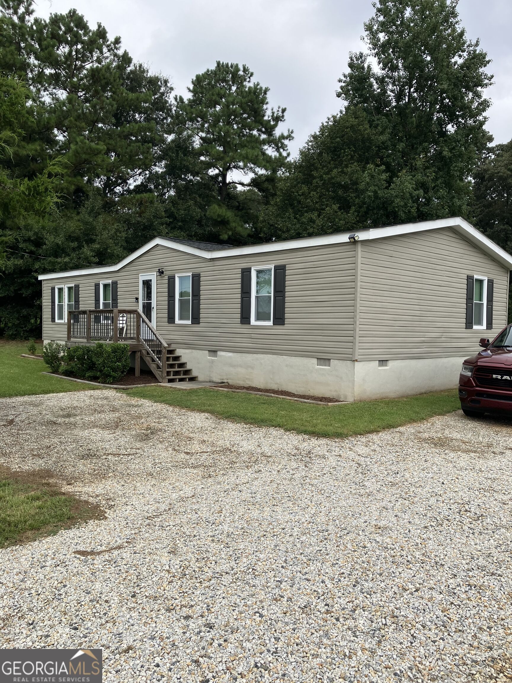 3252 Brown Road Property Photo 2