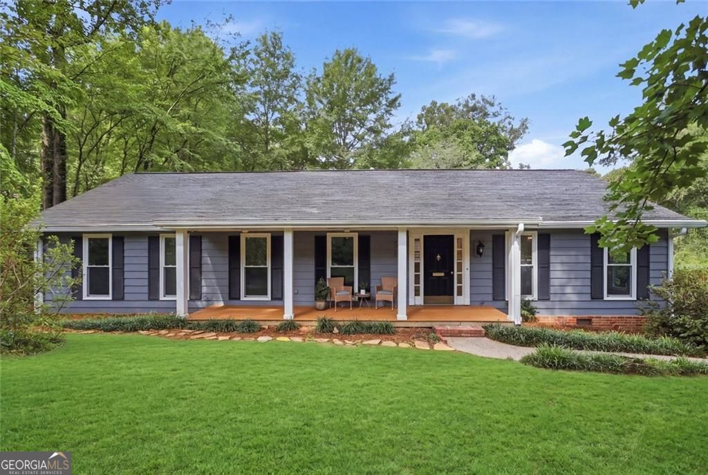 5534 Woodberry Circle Property Photo 1
