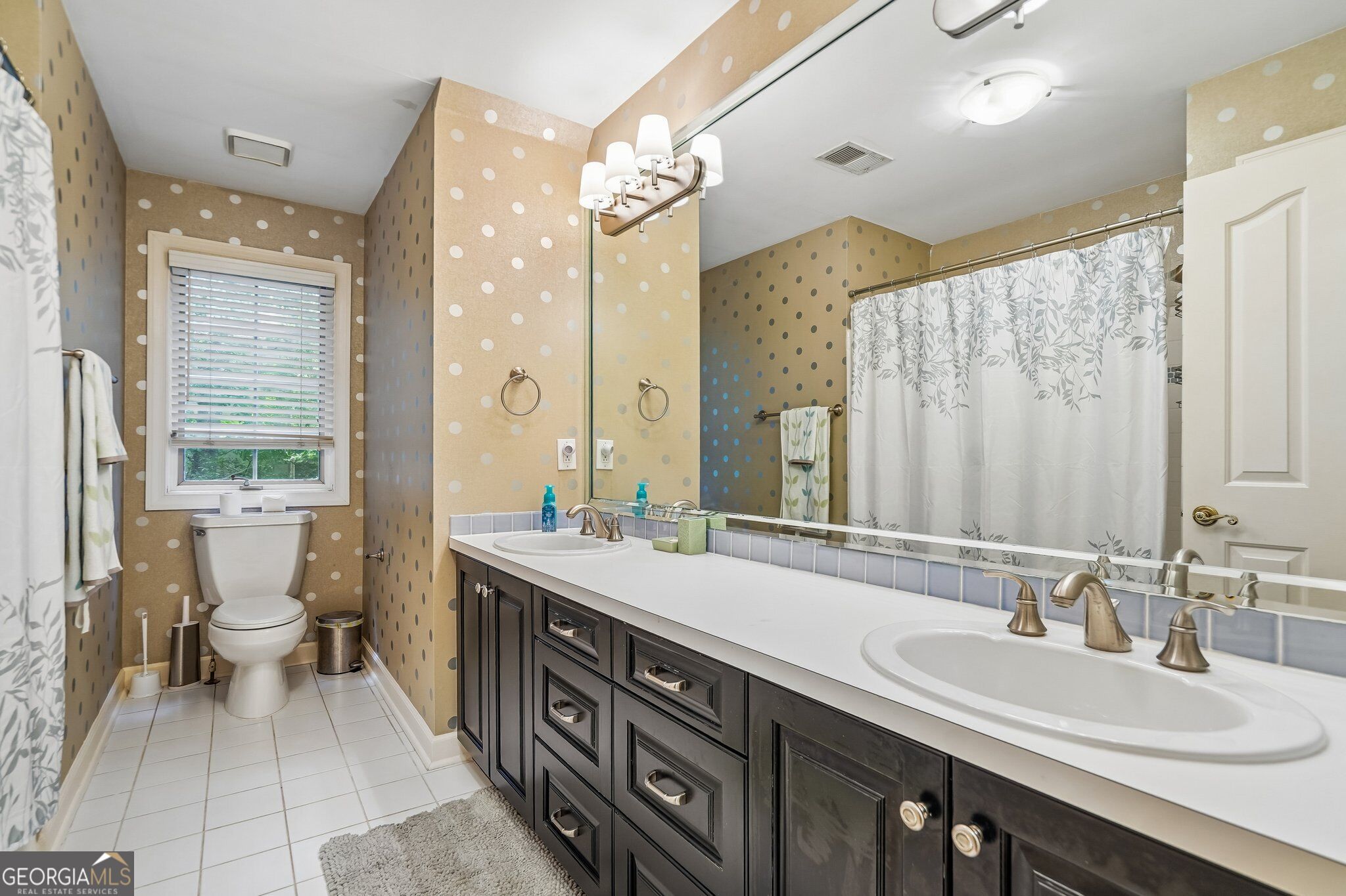 219 Saint Andrews Court Property Photo 42