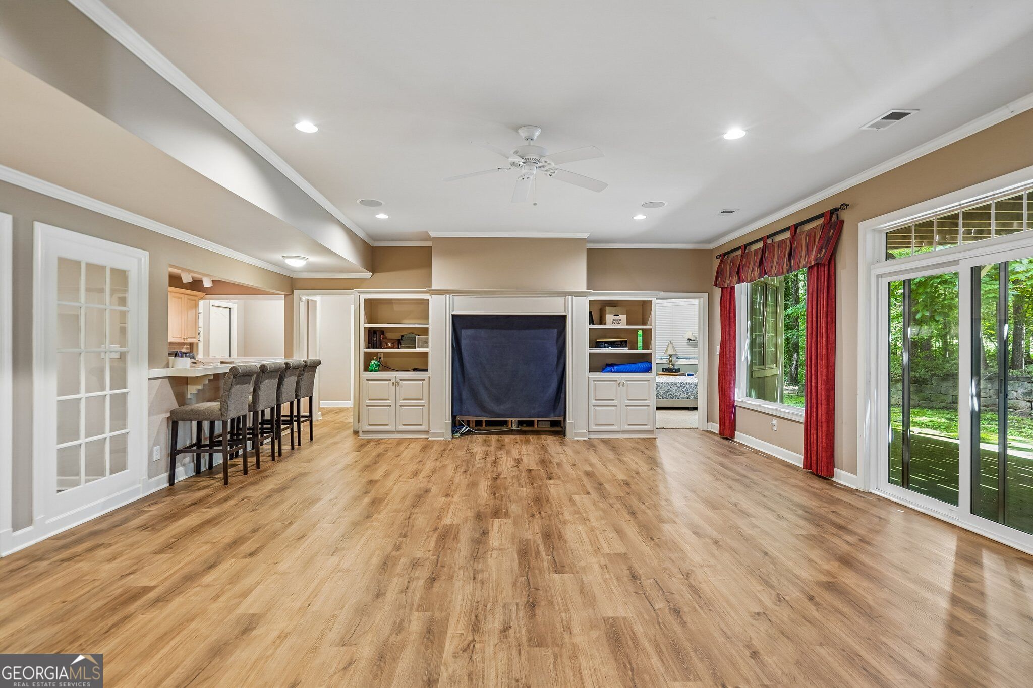 219 Saint Andrews Court Property Photo 43