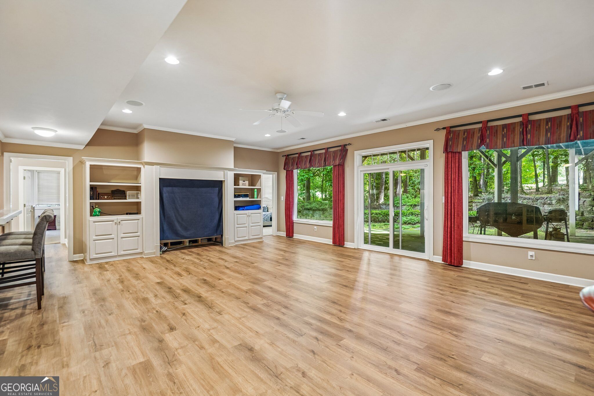 219 Saint Andrews Court Property Photo 44