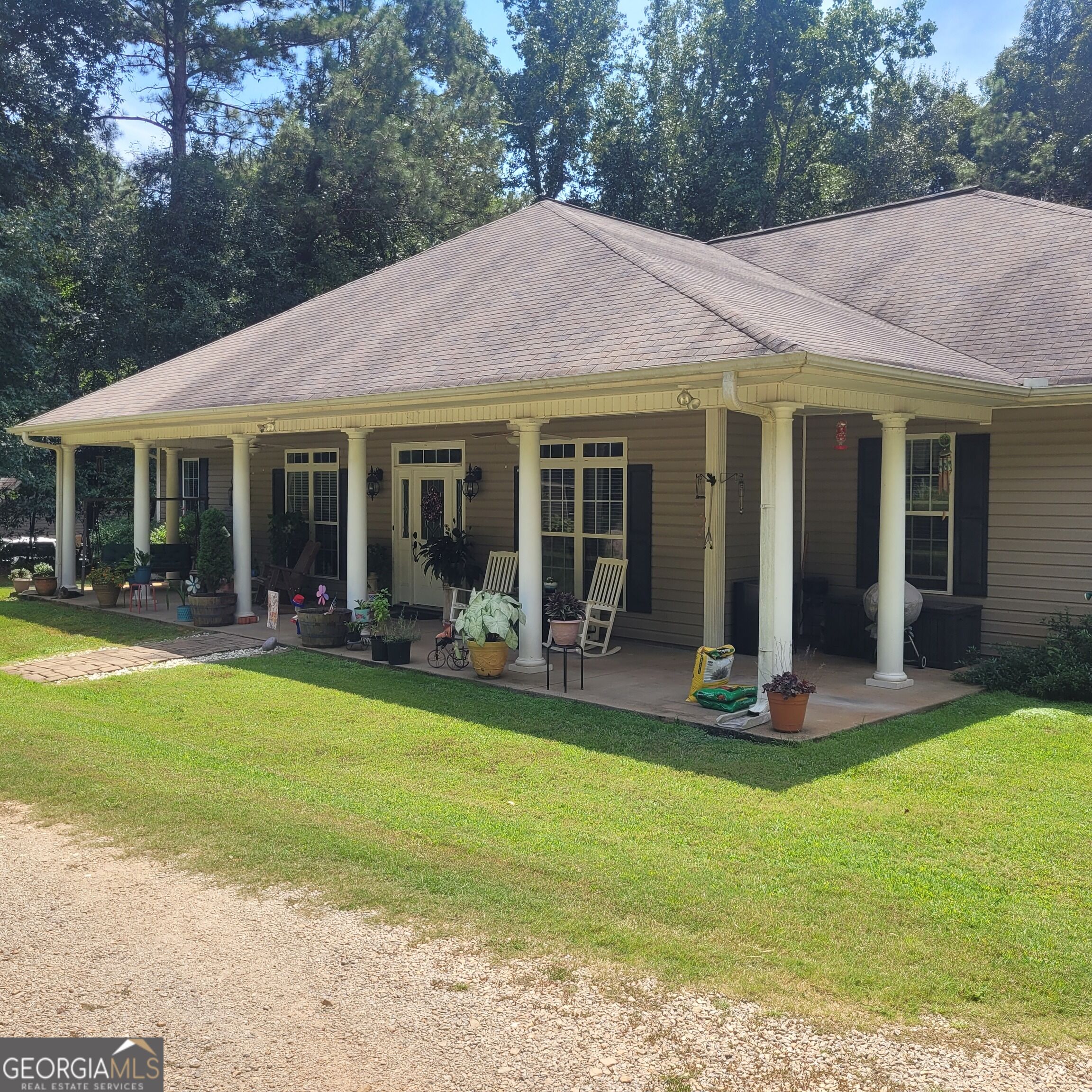 151 S Chattahoochee Drive Property Photo 1